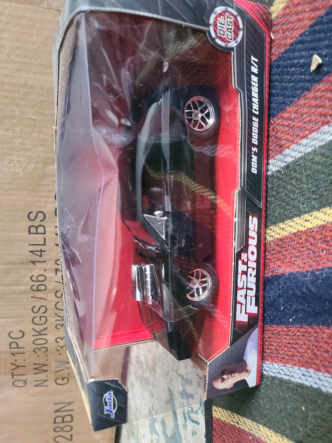 Jada Fast & Furious Dom's Dodge Charger R/T Die-Cast Car