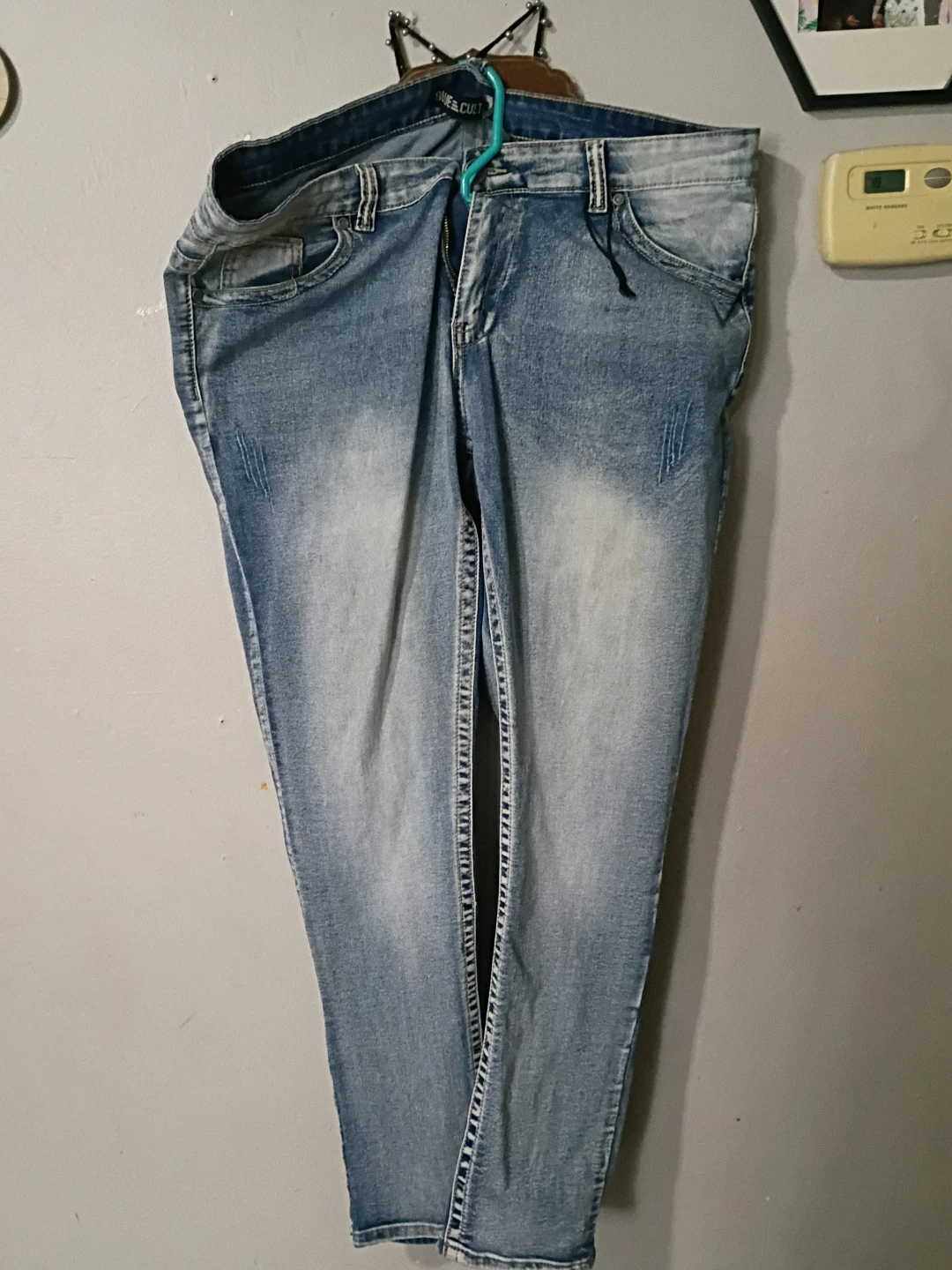 True Rags Jeans Womens Size 9 Blue Wash Distressed Denim