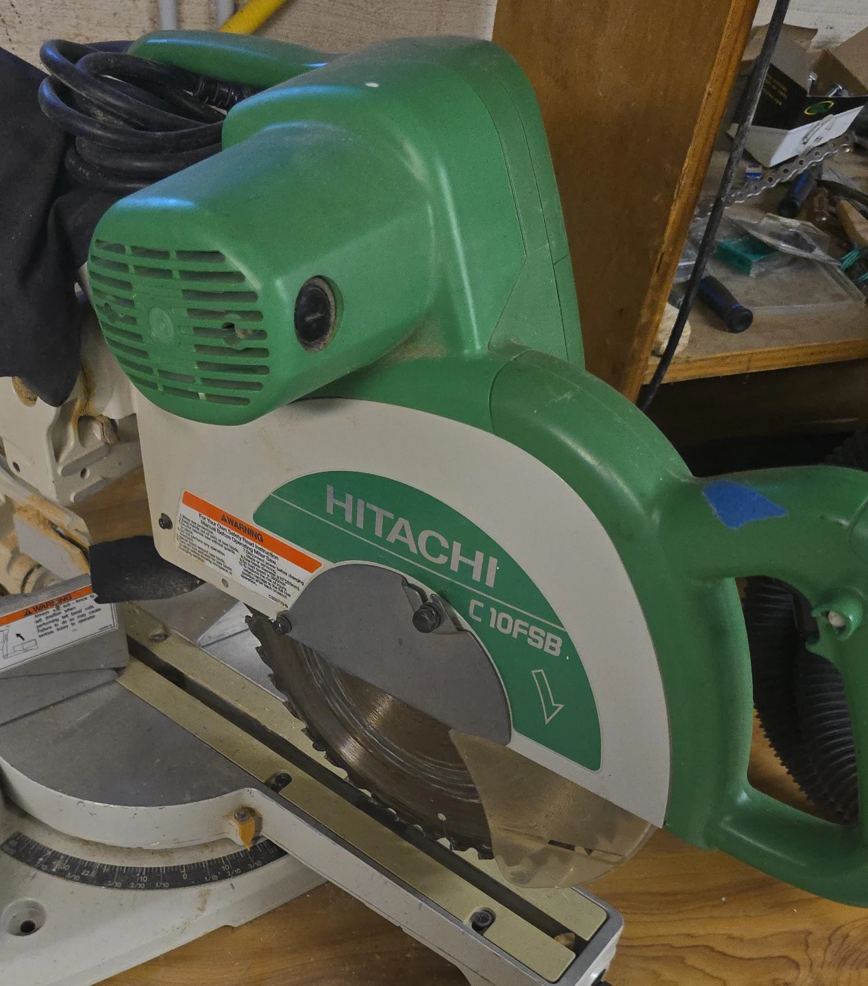 Hitachi C10FSB Miter Saw