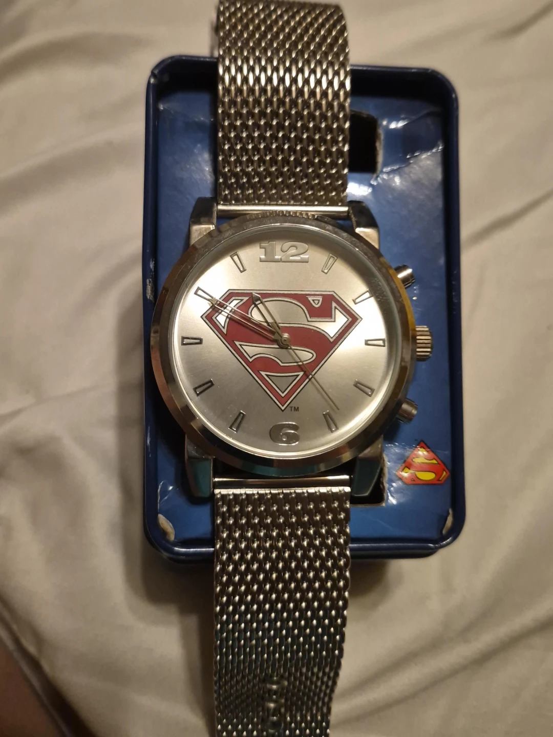 Superman Logo Watch with Mesh Band