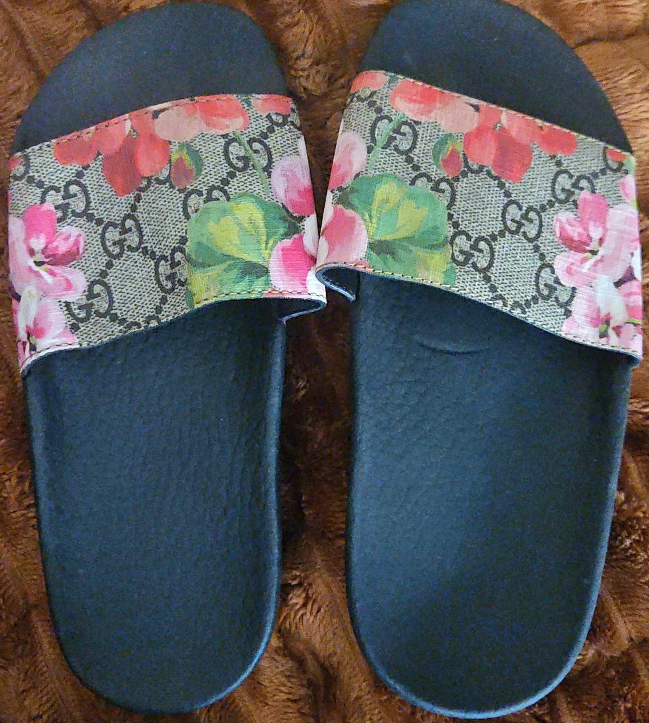 Gucci Slides - Floral GG Pattern