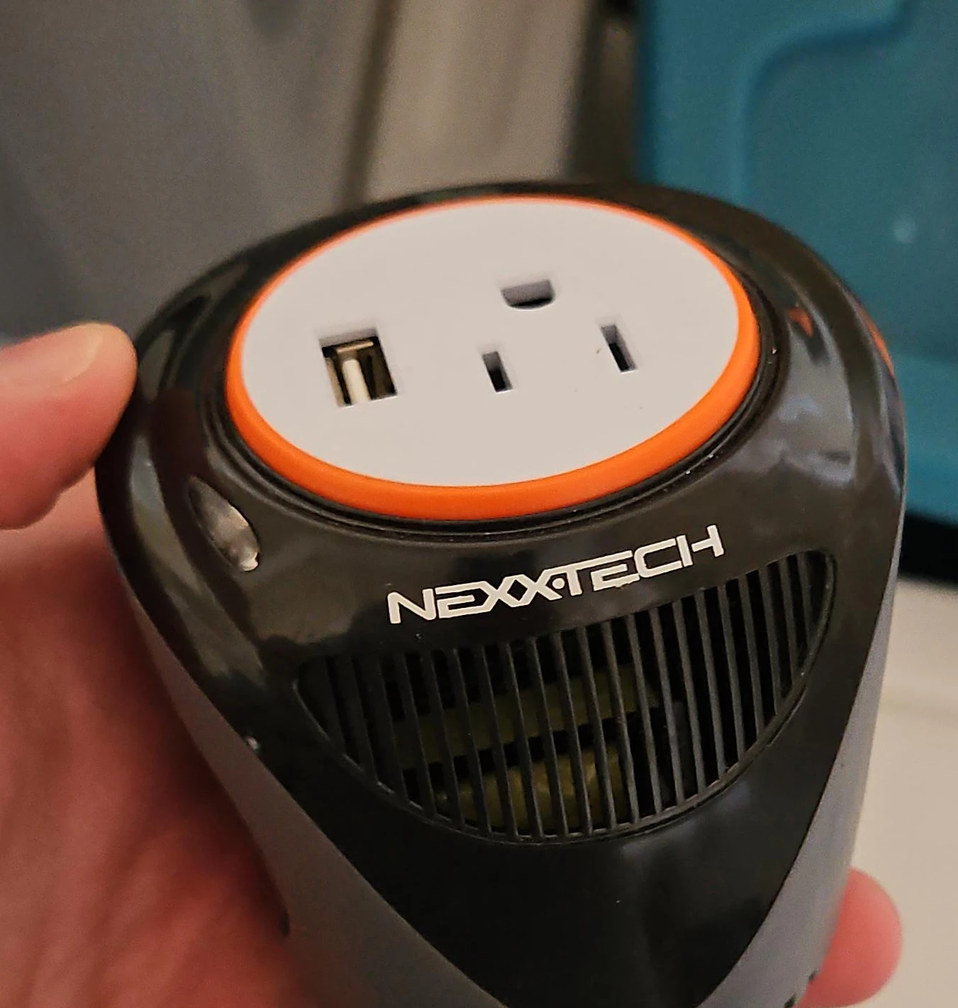 Nexxtech Universal Travel Adapter with USB