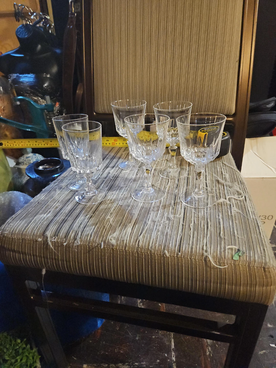 Set of 5 Clear Crystal Wine Glasses