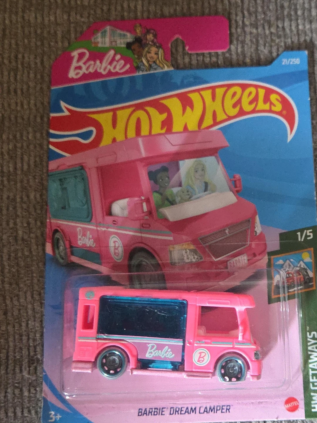 Hot Wheels Barbie Dream Camper Van