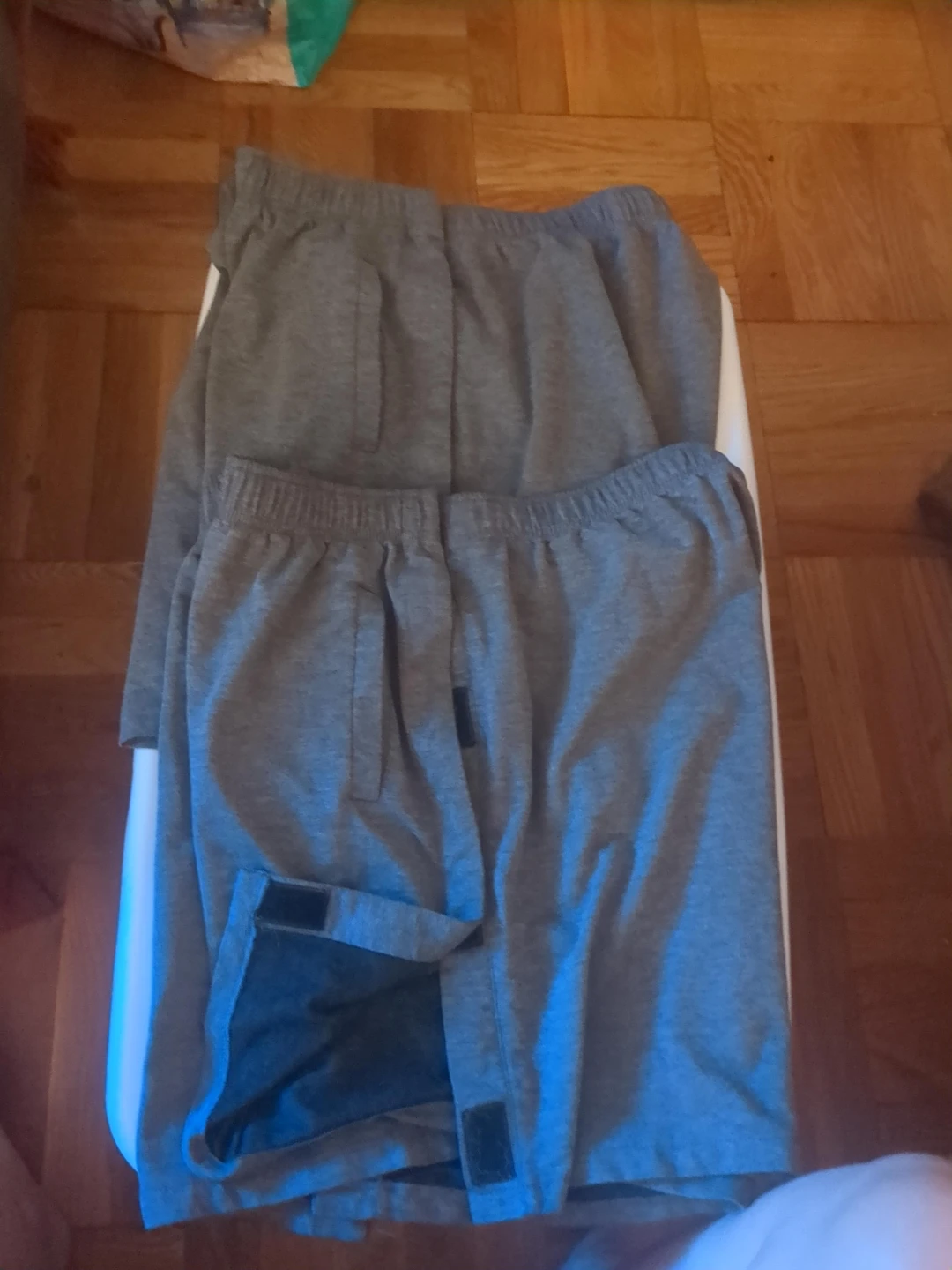TWO Deyeek Gray Sweatpants - Size XL