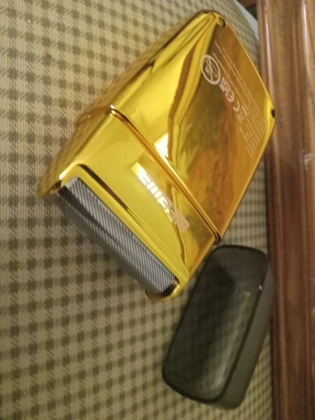 Gold Electric Shaver