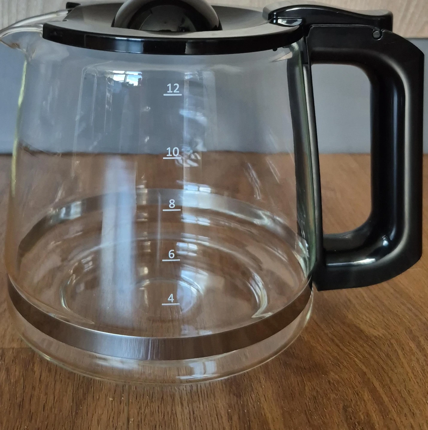 Glass Coffee Carafe with Black Lid