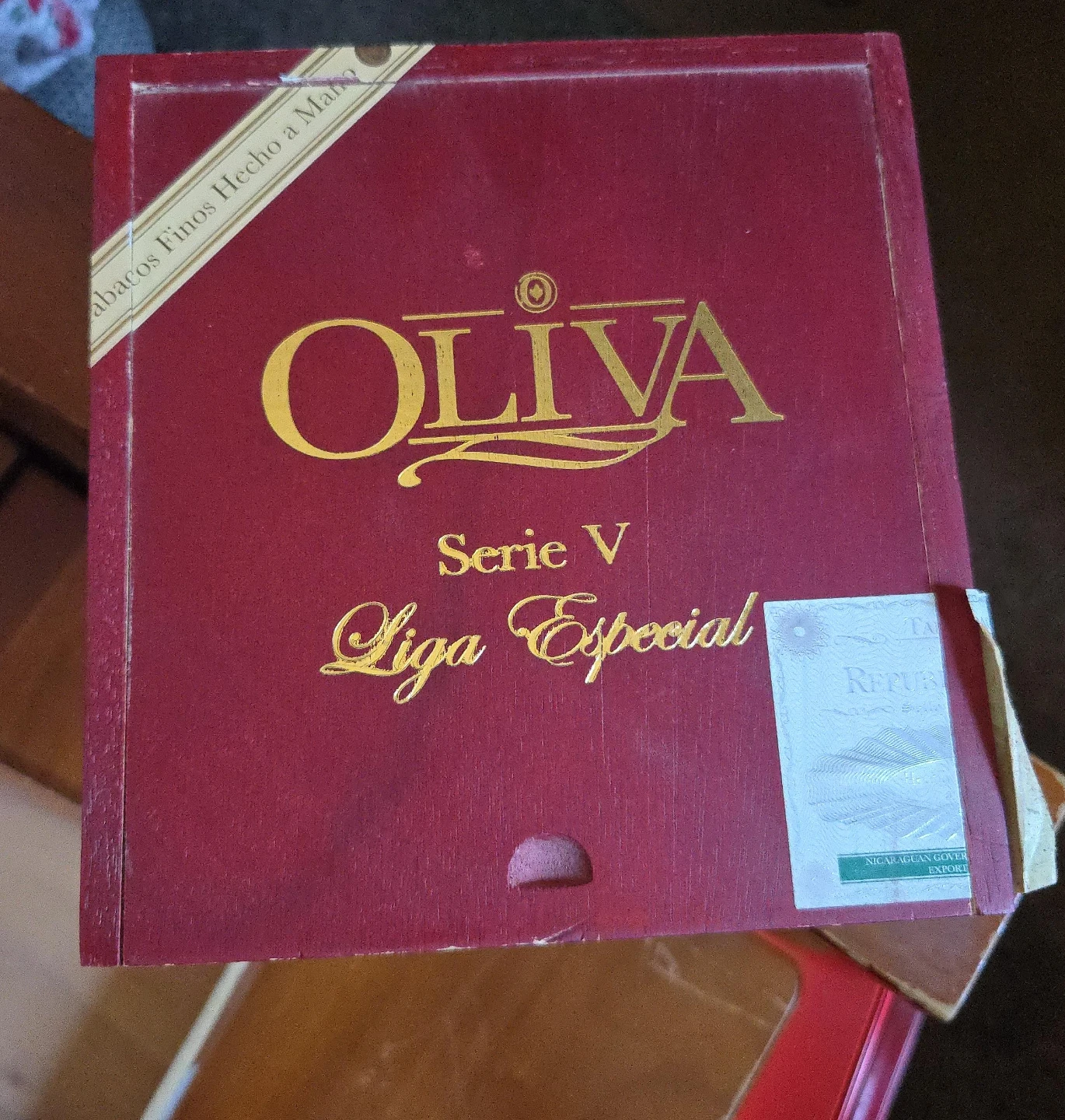 Oliva Serie V Liga Especial 24 Double Toro Cigar Box