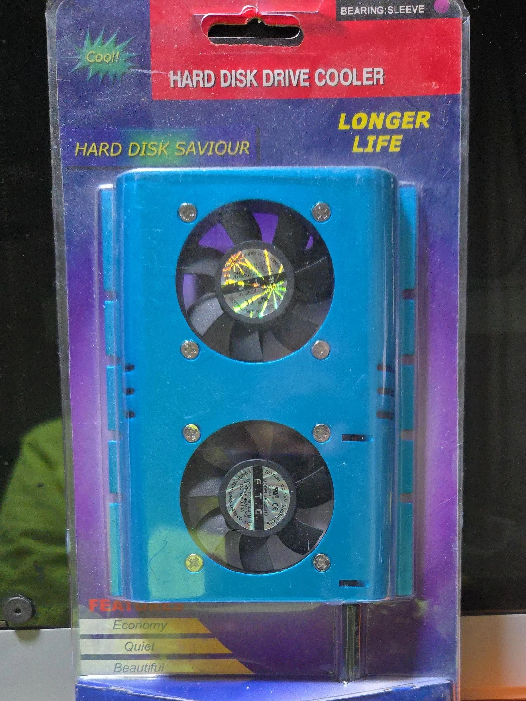Hard Disk Drive Cooler with Dual Fans