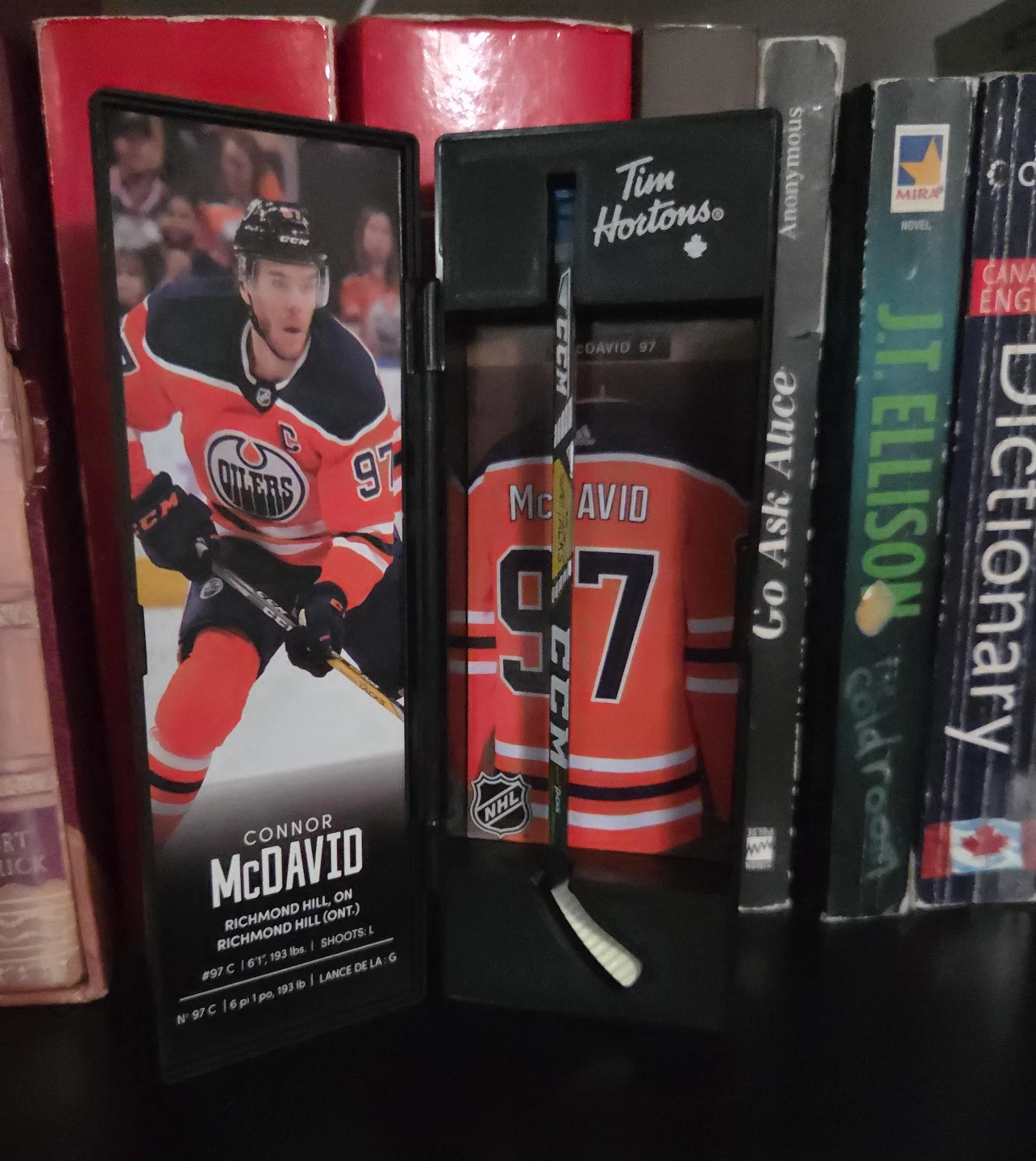 Tim Hortons Connor McDavid Edmonton Oilers Mini Stick Display