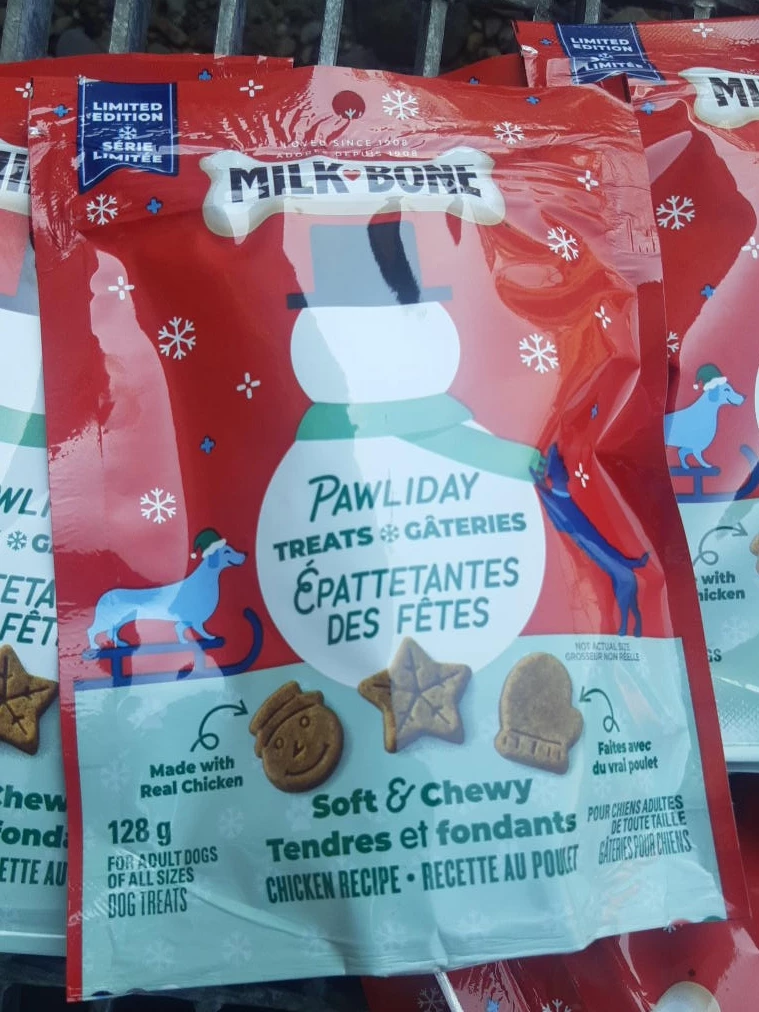 Milk-Bone Pawliday Treats - Soft & Chewy Chicken Flavour