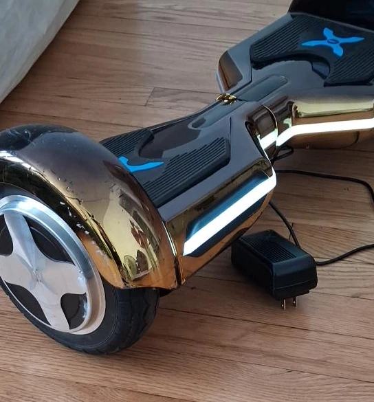 Hoverboard Self-Balancing Scooter