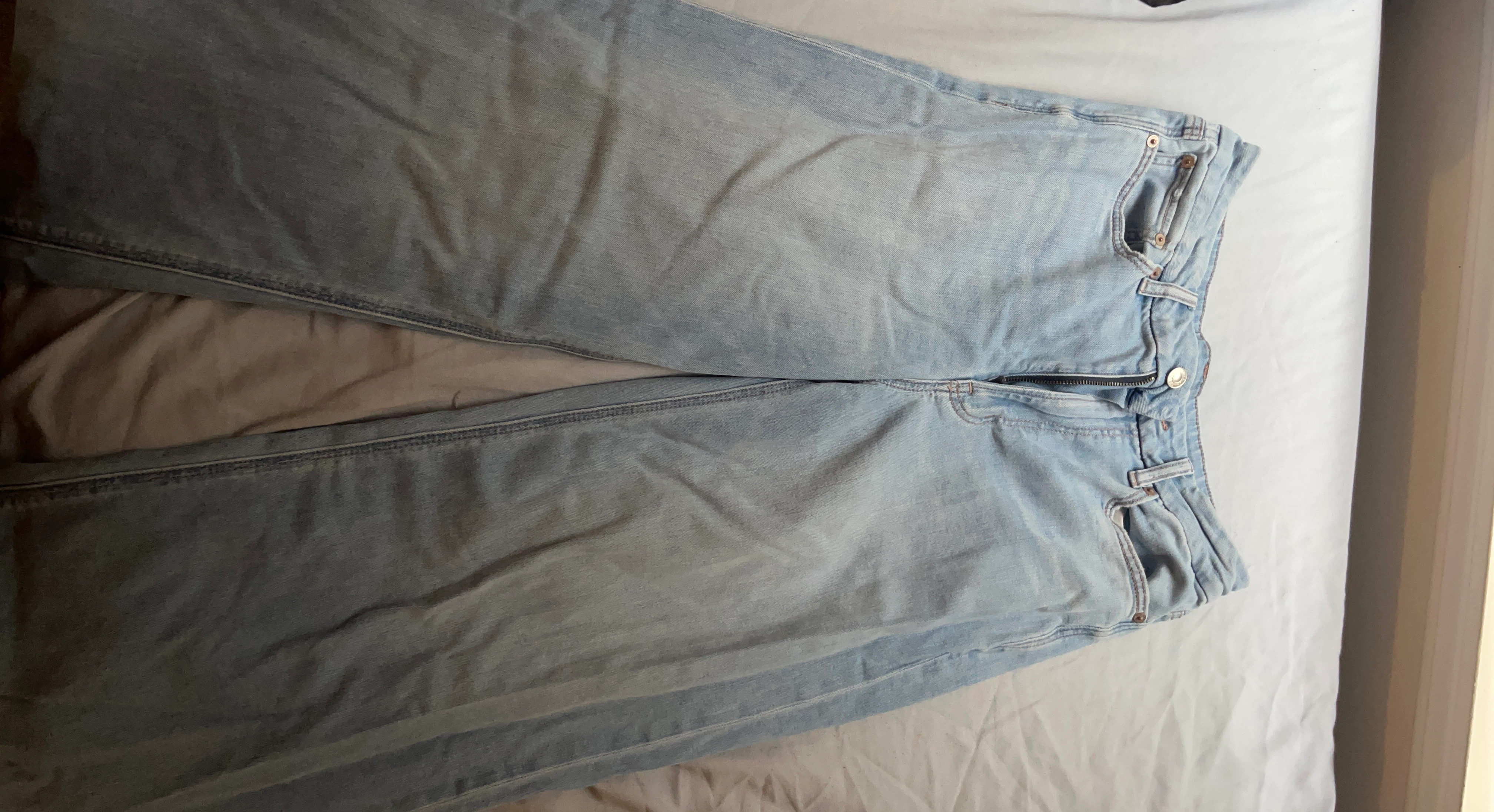 Light Wash Wide Leg Jeans - photo 2