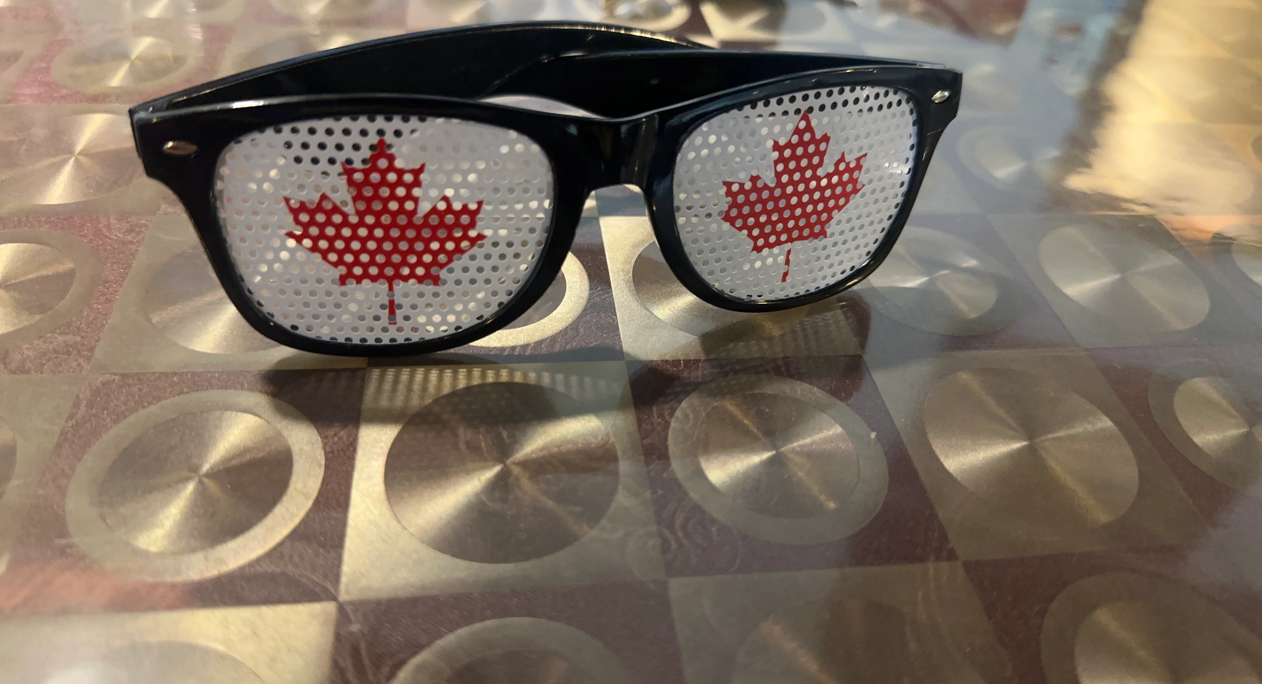 Canada Maple Leaf Novelty Glasses