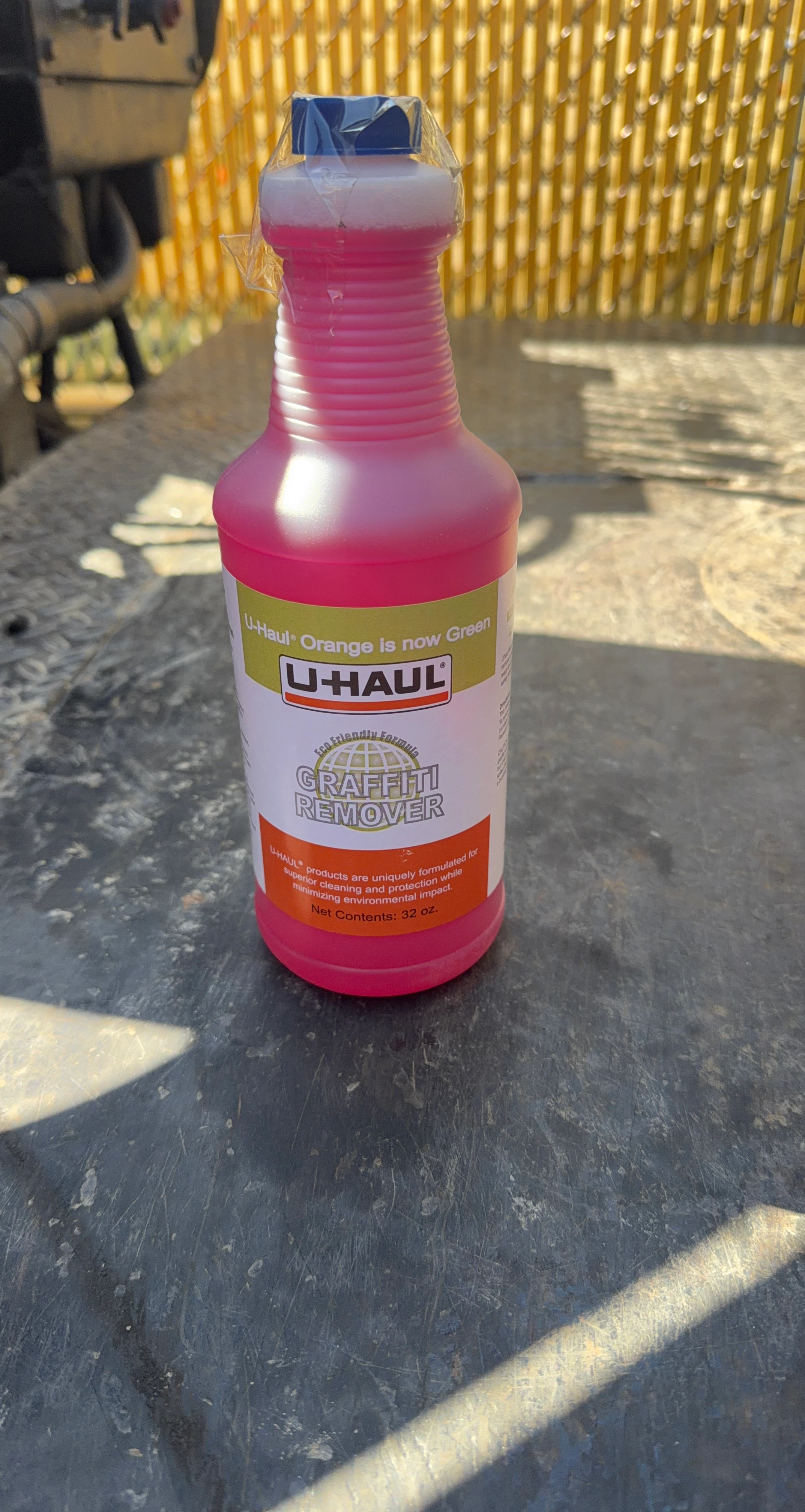 U-Haul Graffiti Remover - 32 oz