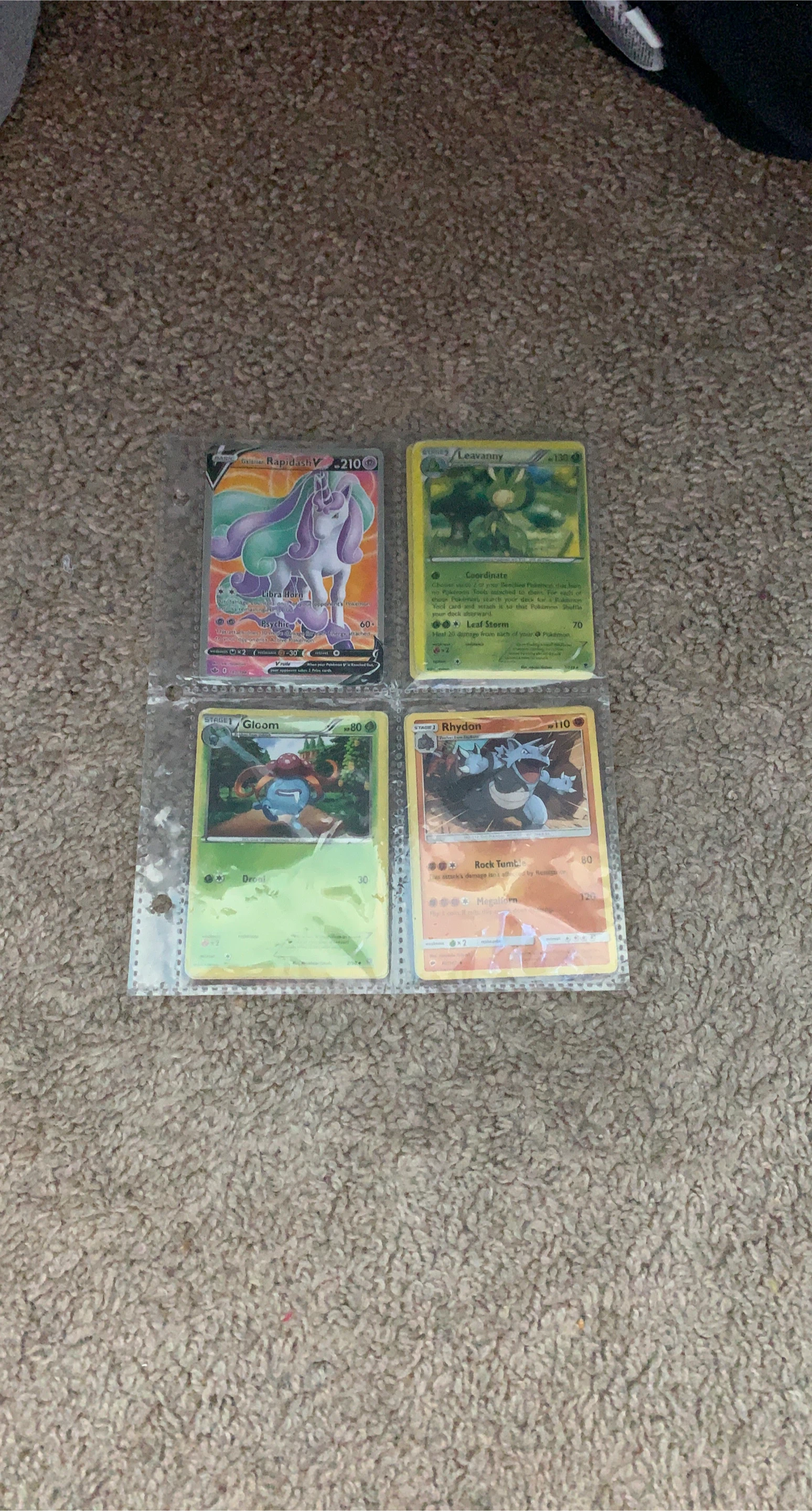 Pokemon Cards - Galarian Rapidash V, Leavanny, Gloom, Rhydon