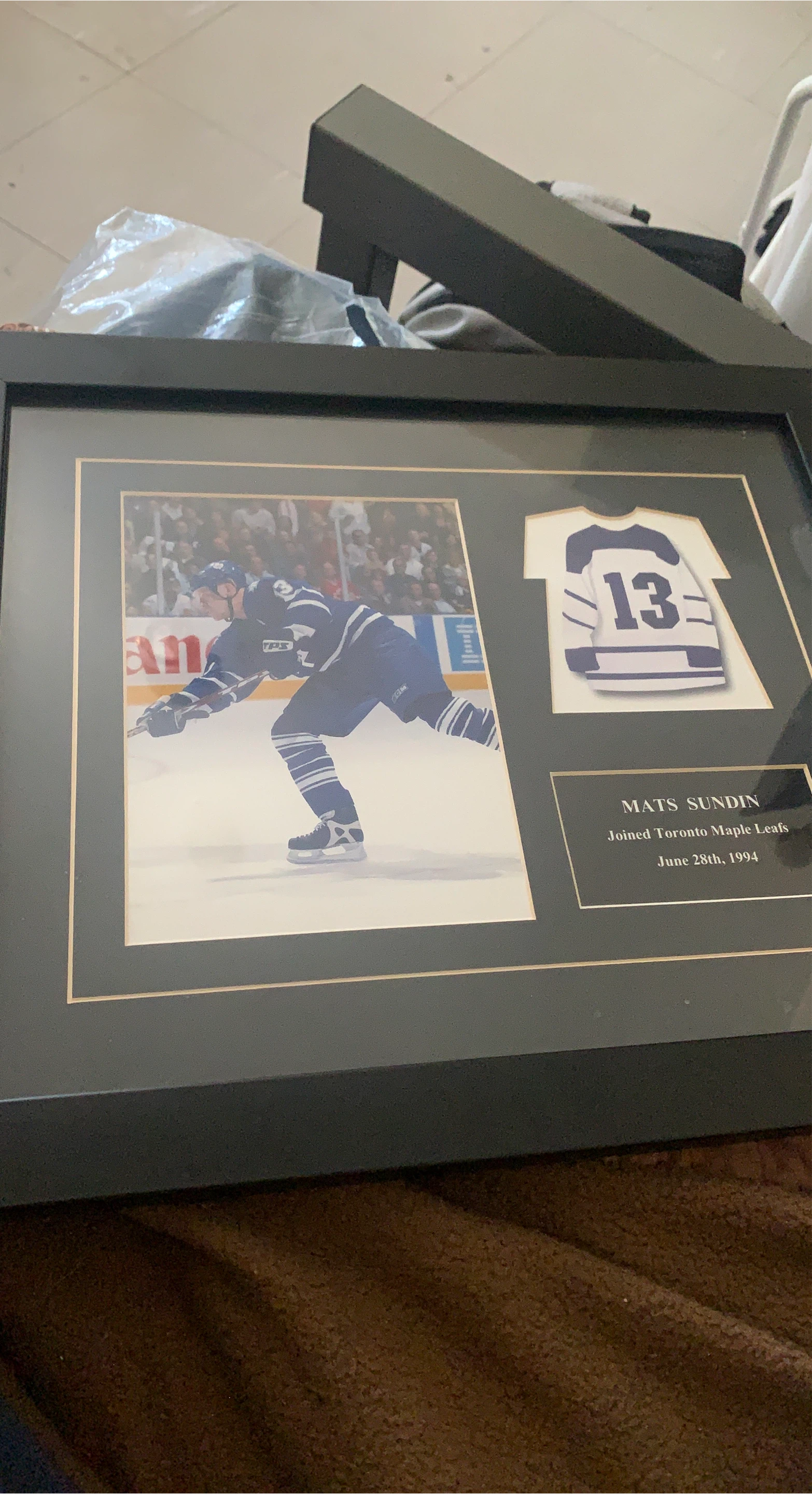 Framed Mats Sundin Toronto Maple Leafs Photo & Jersey