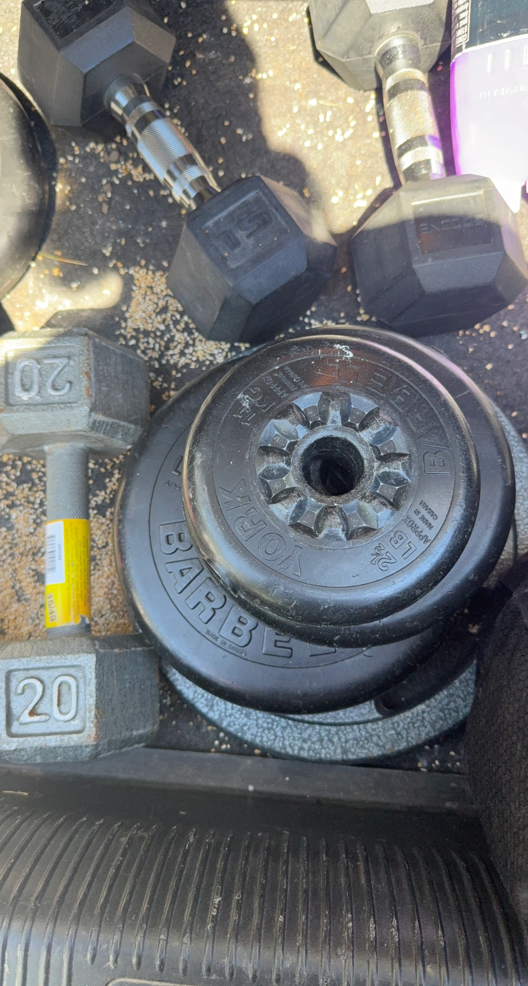 Set of York Barbell Weight Plates and bar