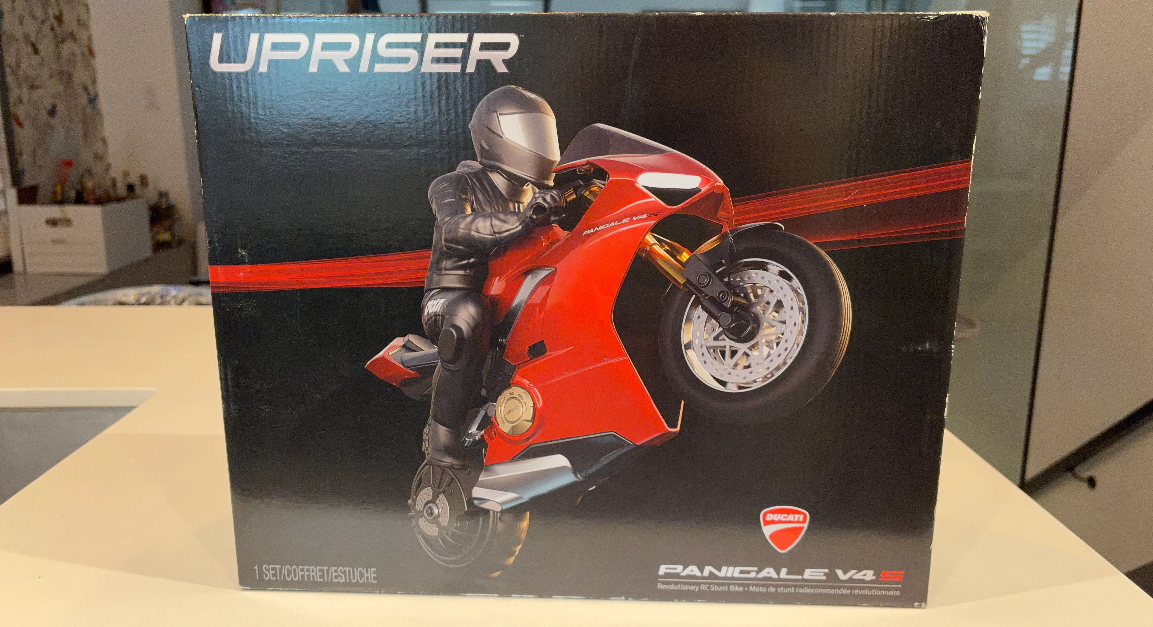 UPRISER Ducati Panigale V4S Revolutionary RC Stunt Bike