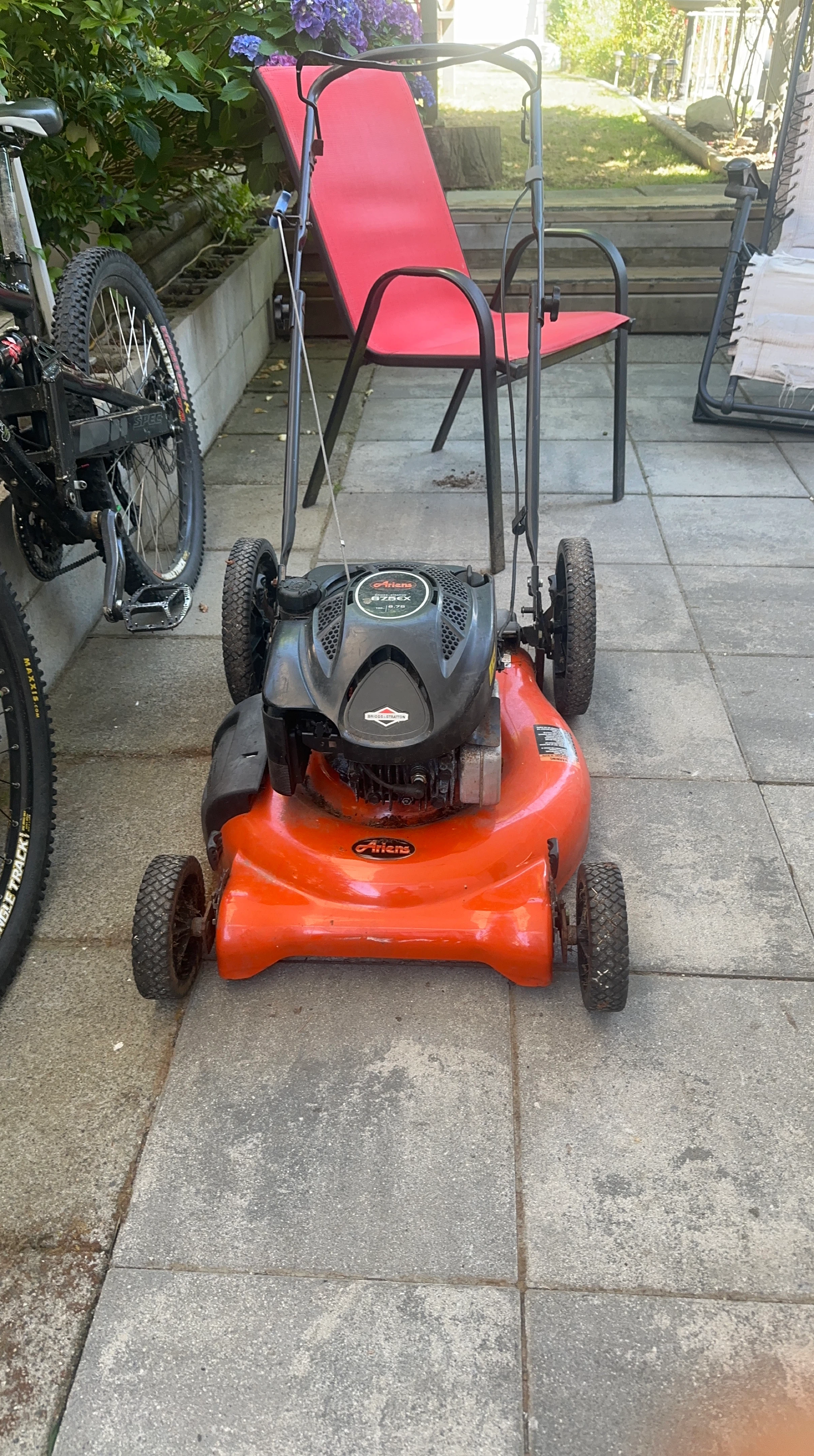 Ariens 875EX Lawnmower