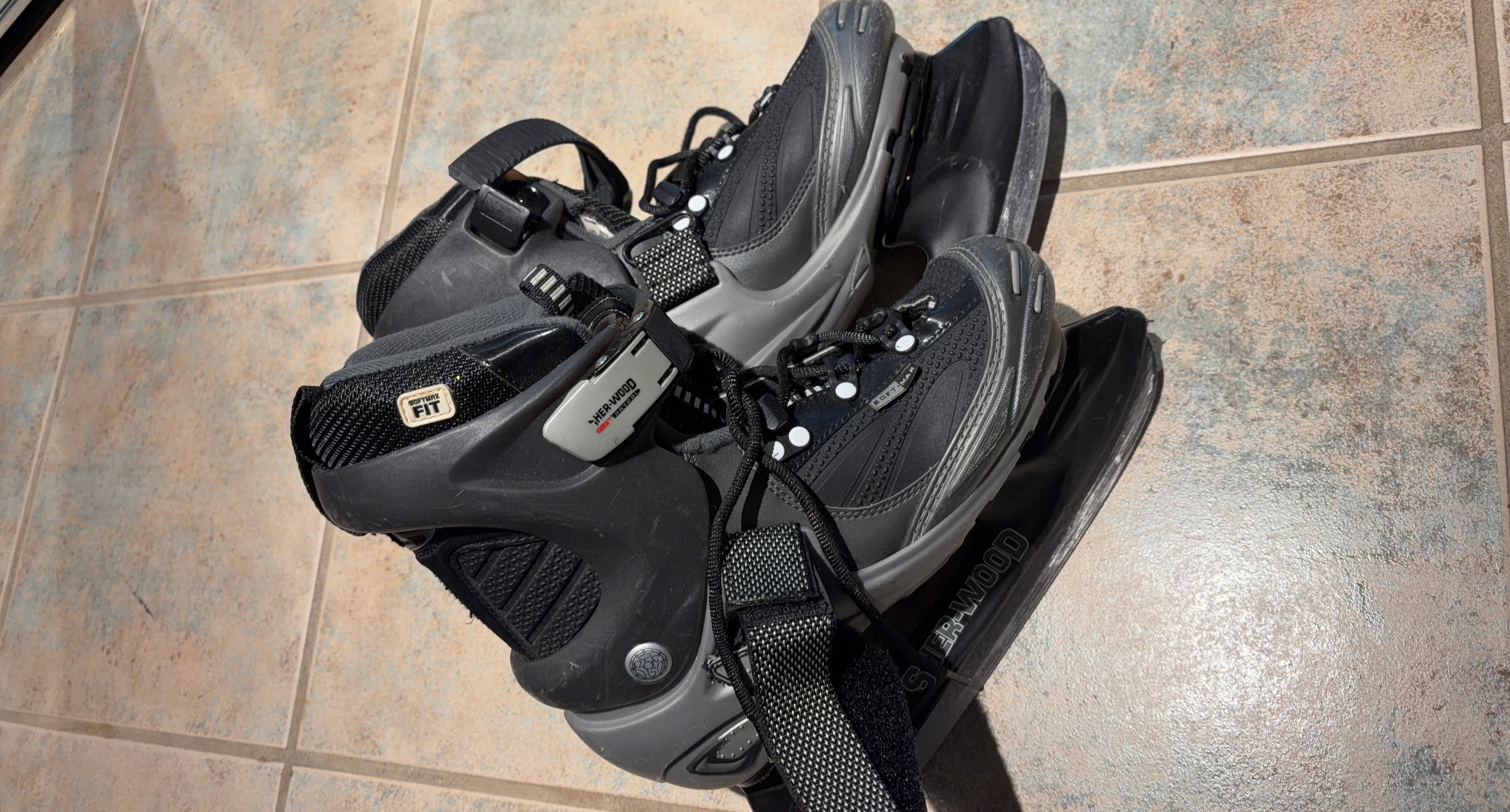 SHER-WOOD Inline Skates
