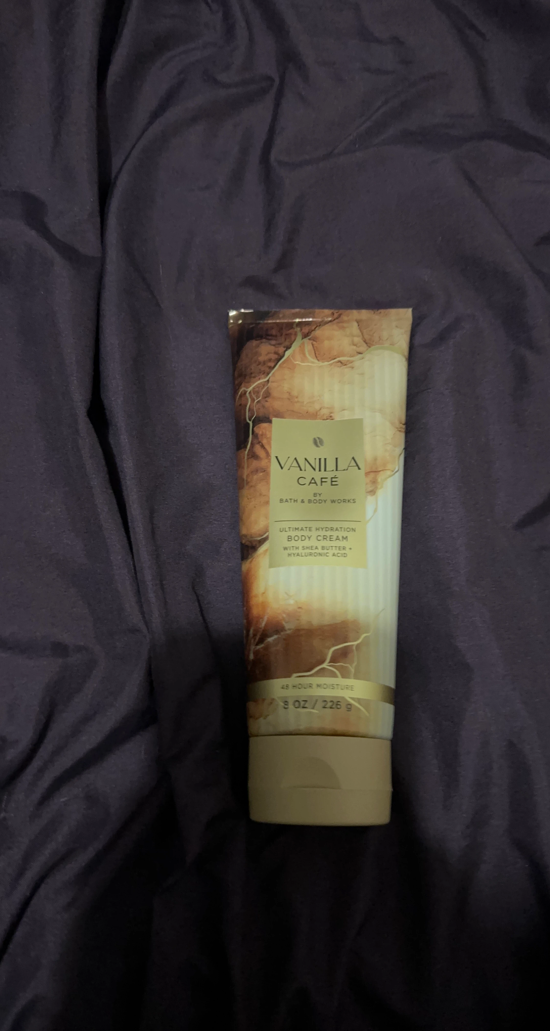 Bath & Body Works Vanilla Café Body Cream 8 oz