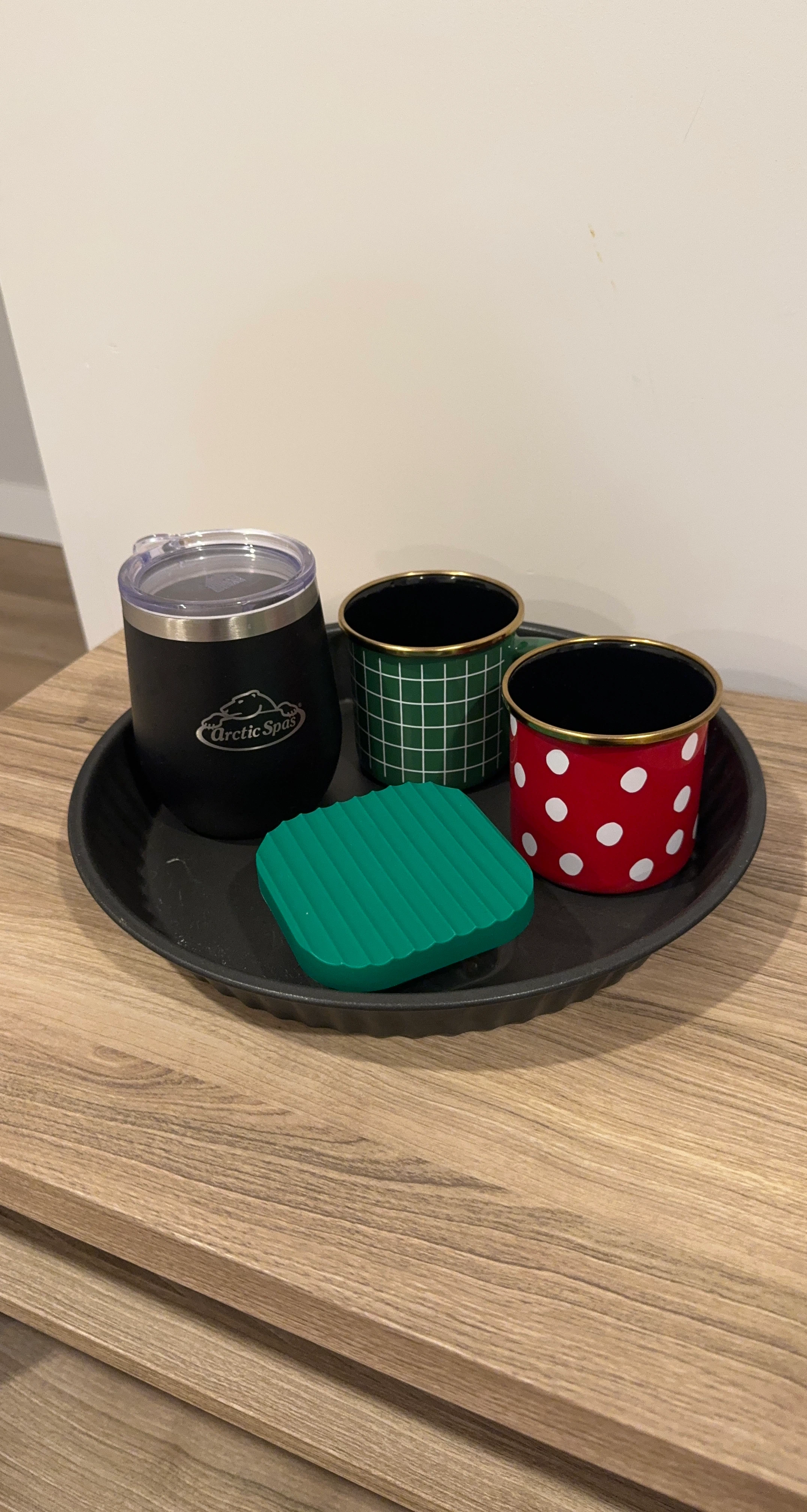 Arctic Spas Tumbler and Enamel Mugs Set