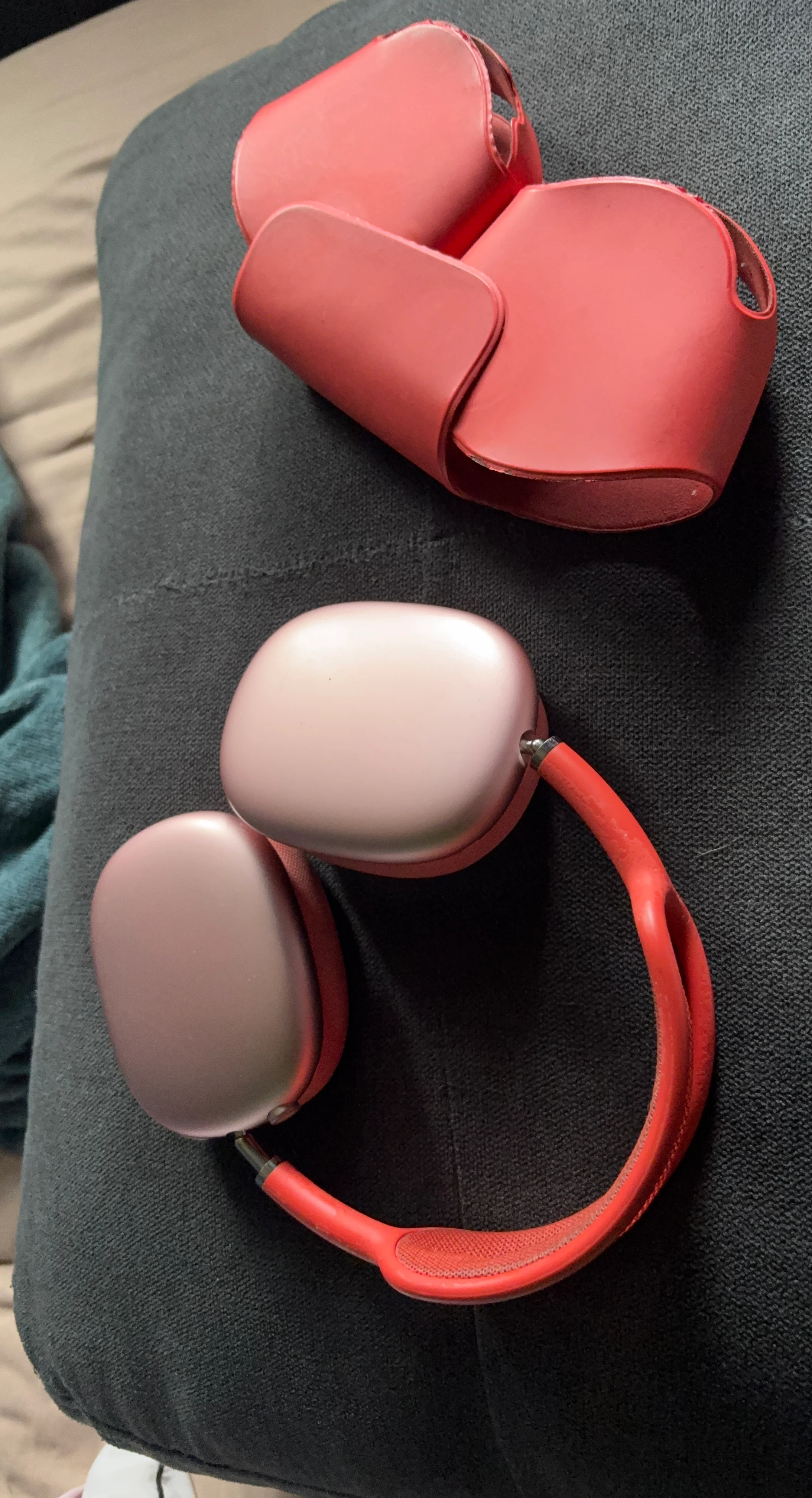Apple AirPods Max Headphones
