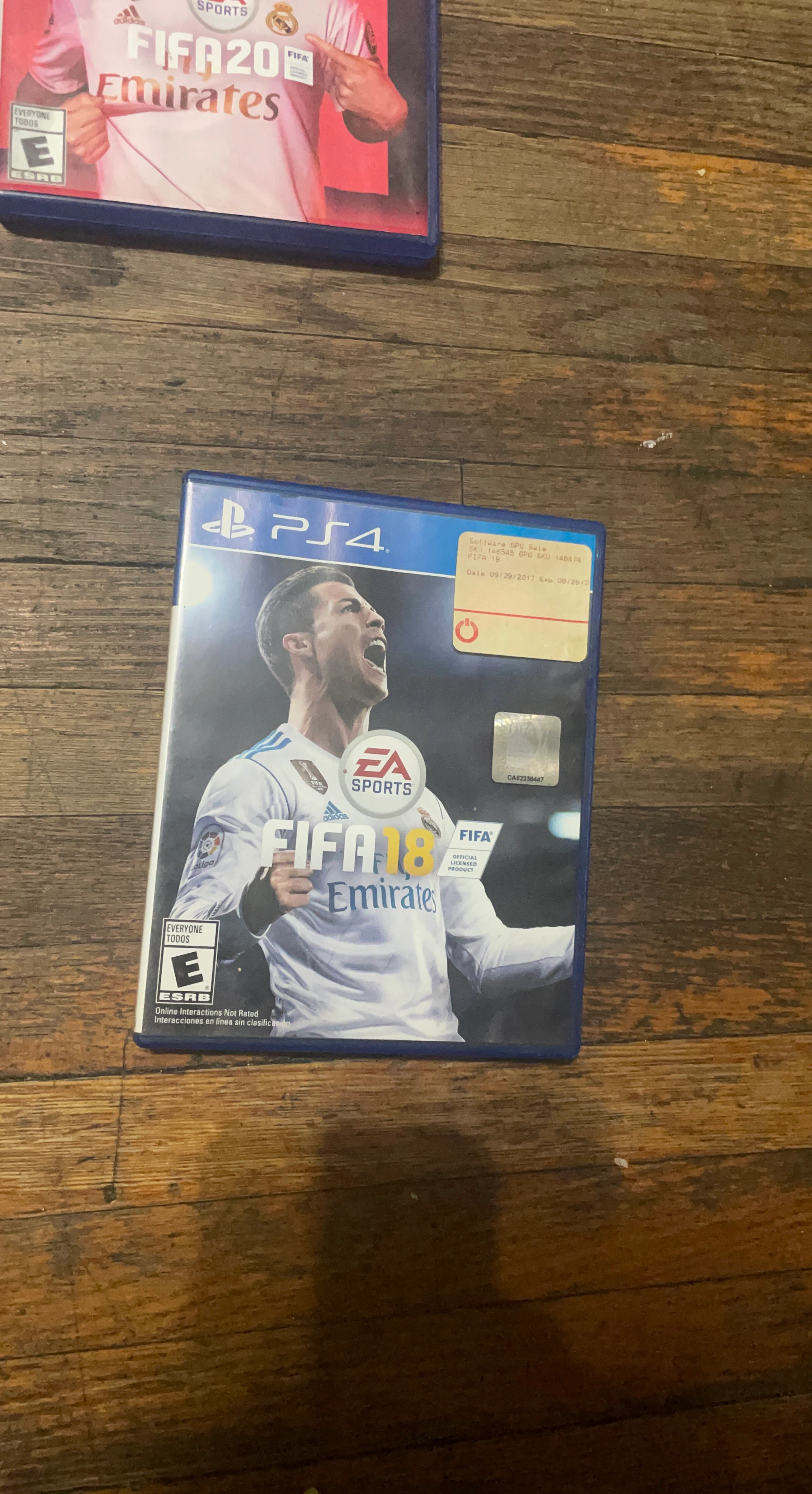 PS4 FIFA 18 Emirates Edition