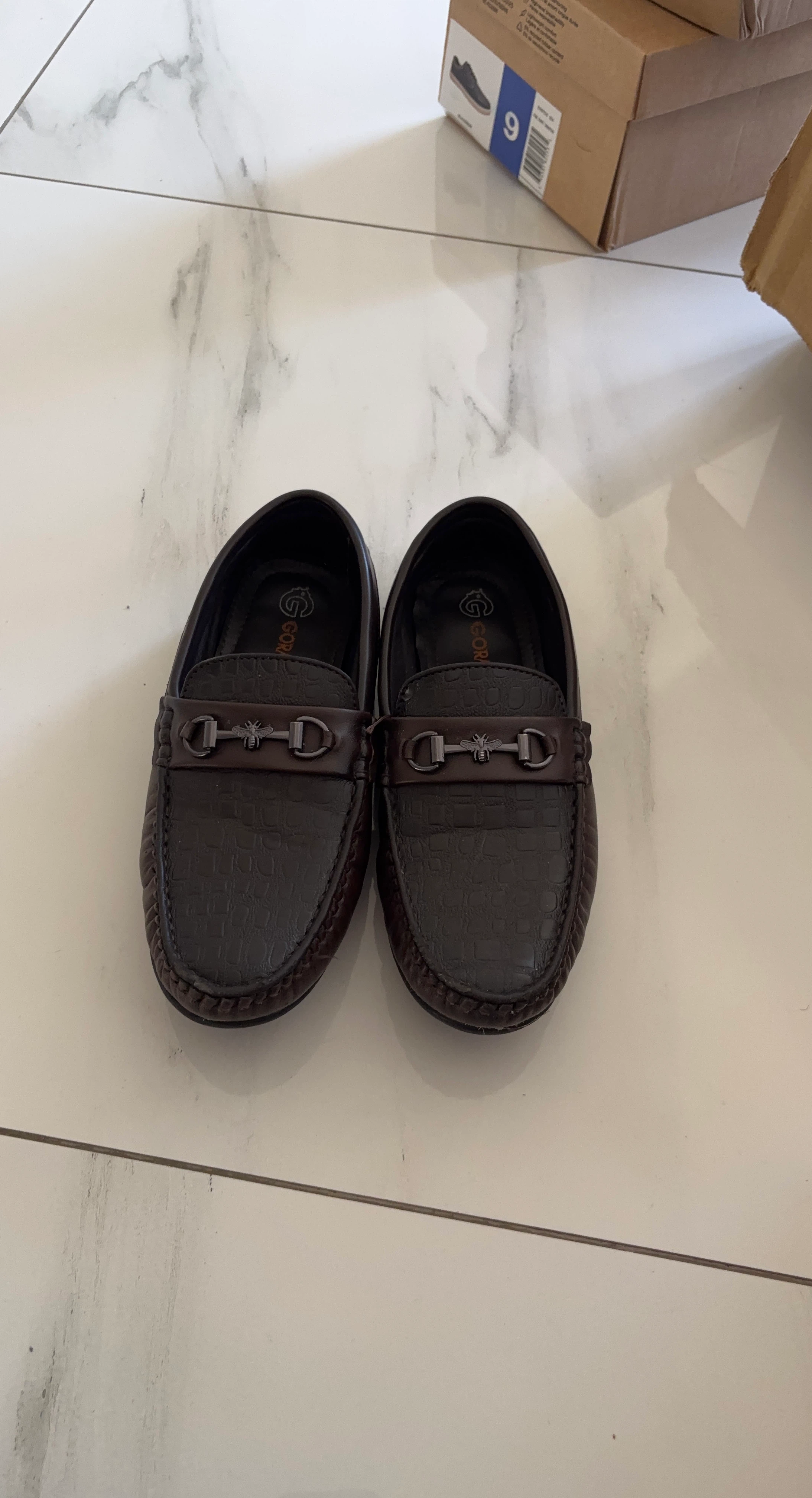 Gorey Boy's Loafers Size 5