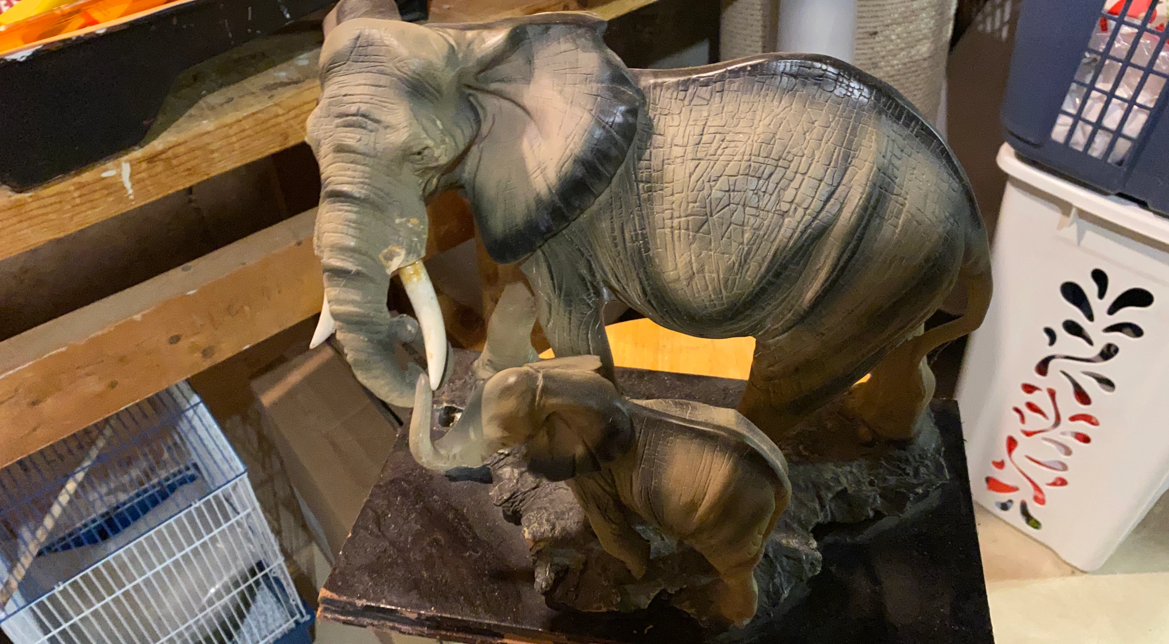 Elephant and calf figurine