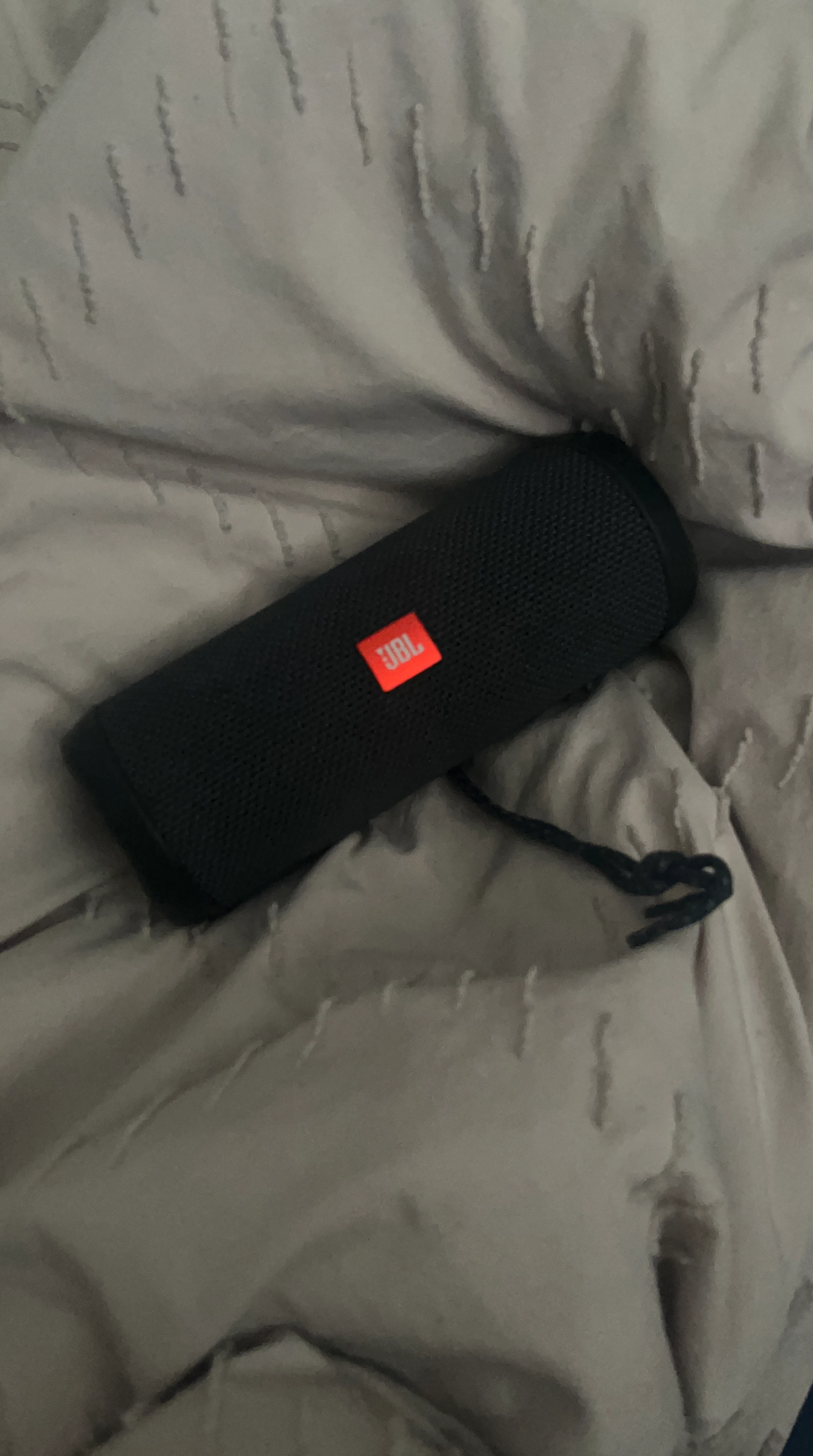 JBL Flip 4 Portable Bluetooth Speaker - Black