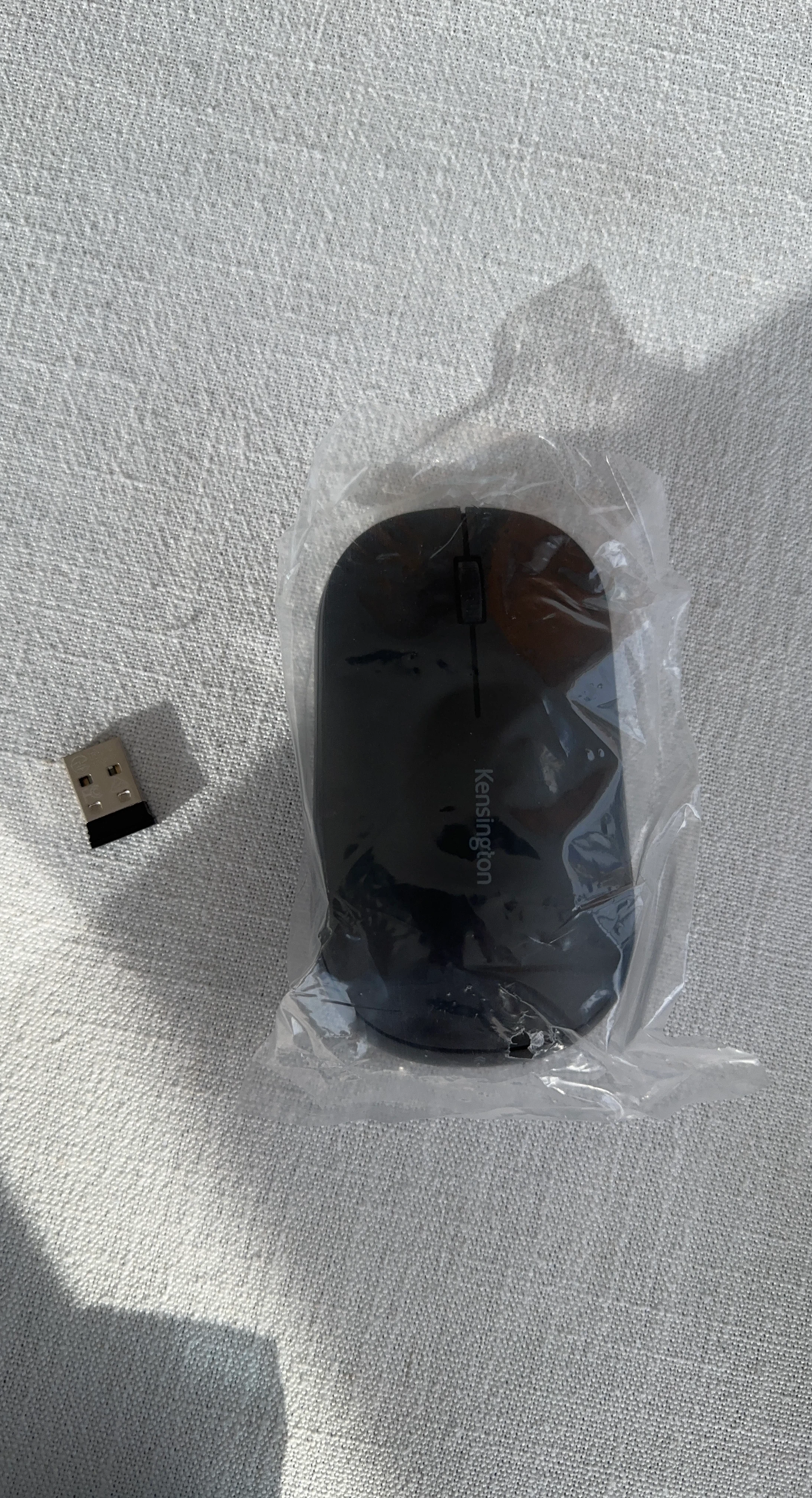 Kensington Wireless Mouse with USB Receiver