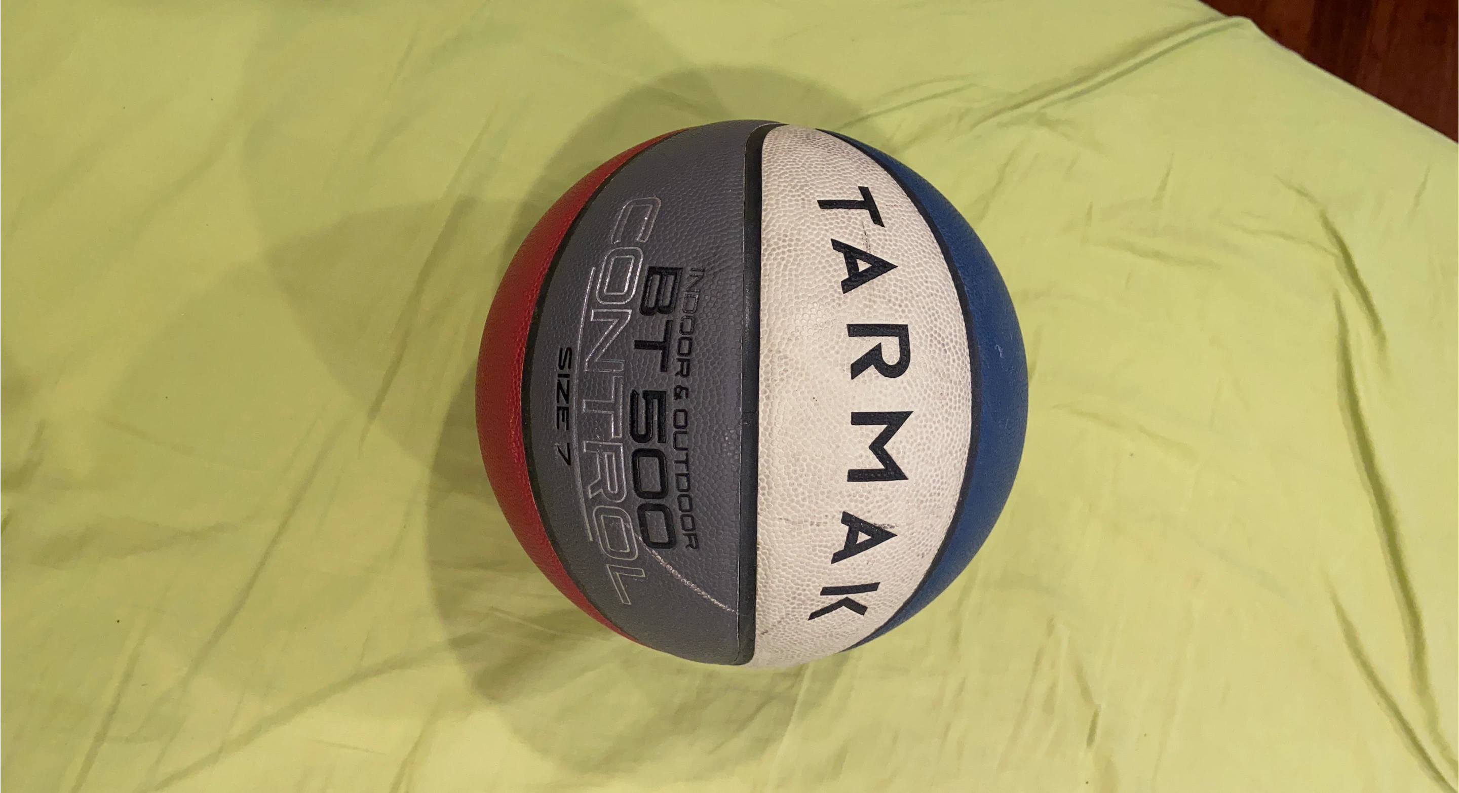 Tarmak BT500 Control Basketball - Size 7
