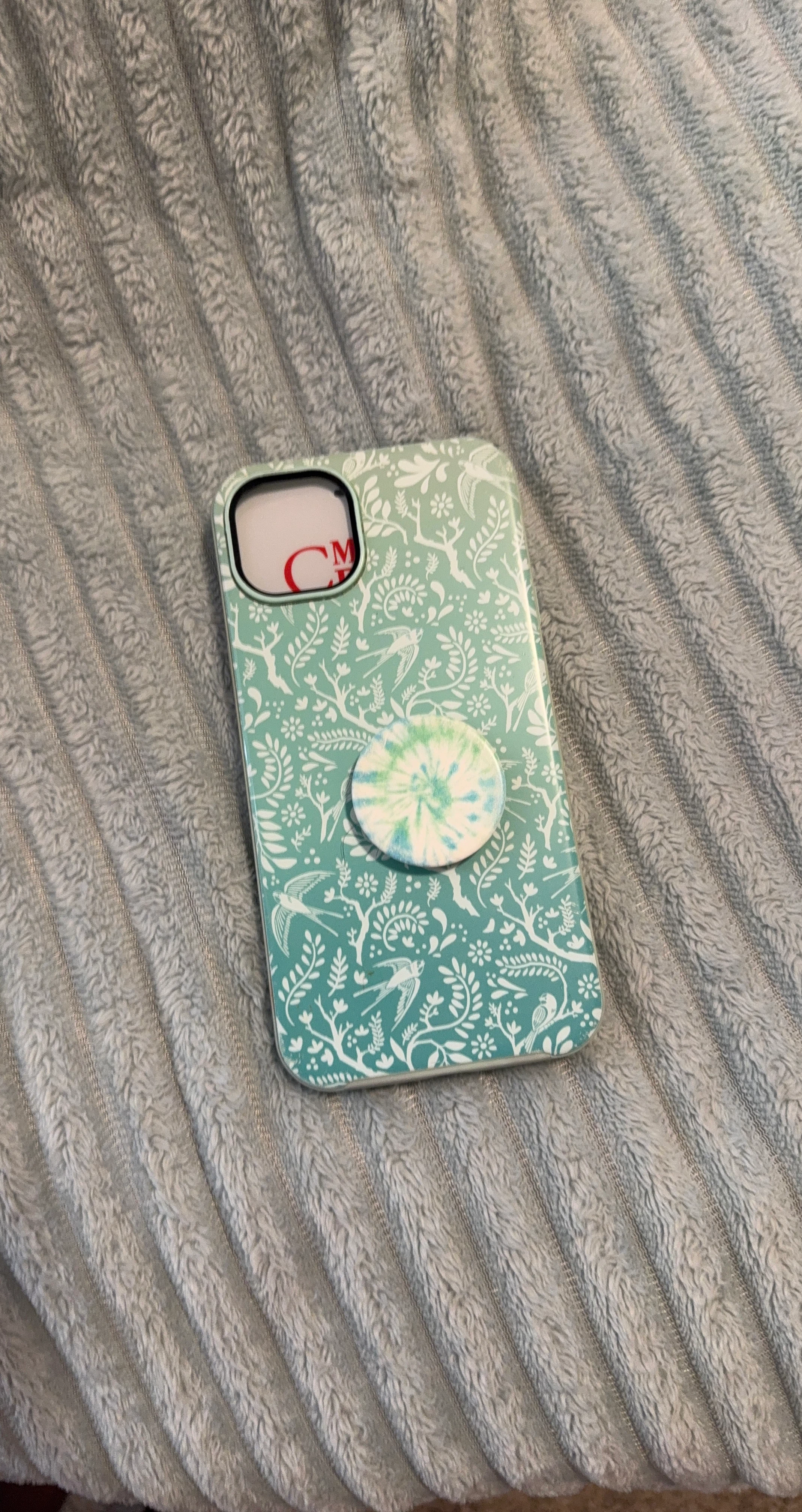Phone case with pop socket