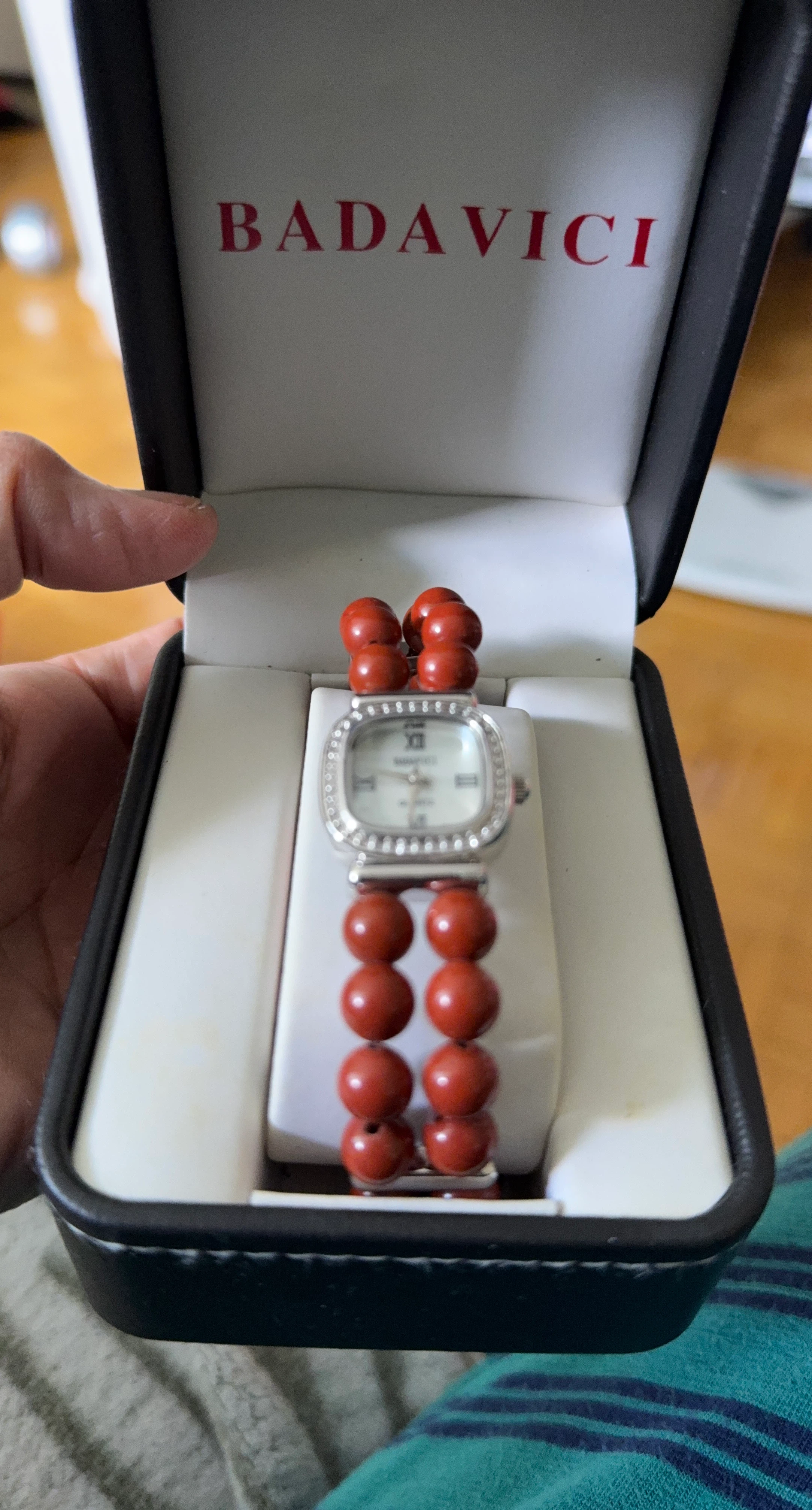 BADAVICI Women's Watch with Red Beaded Bracelet