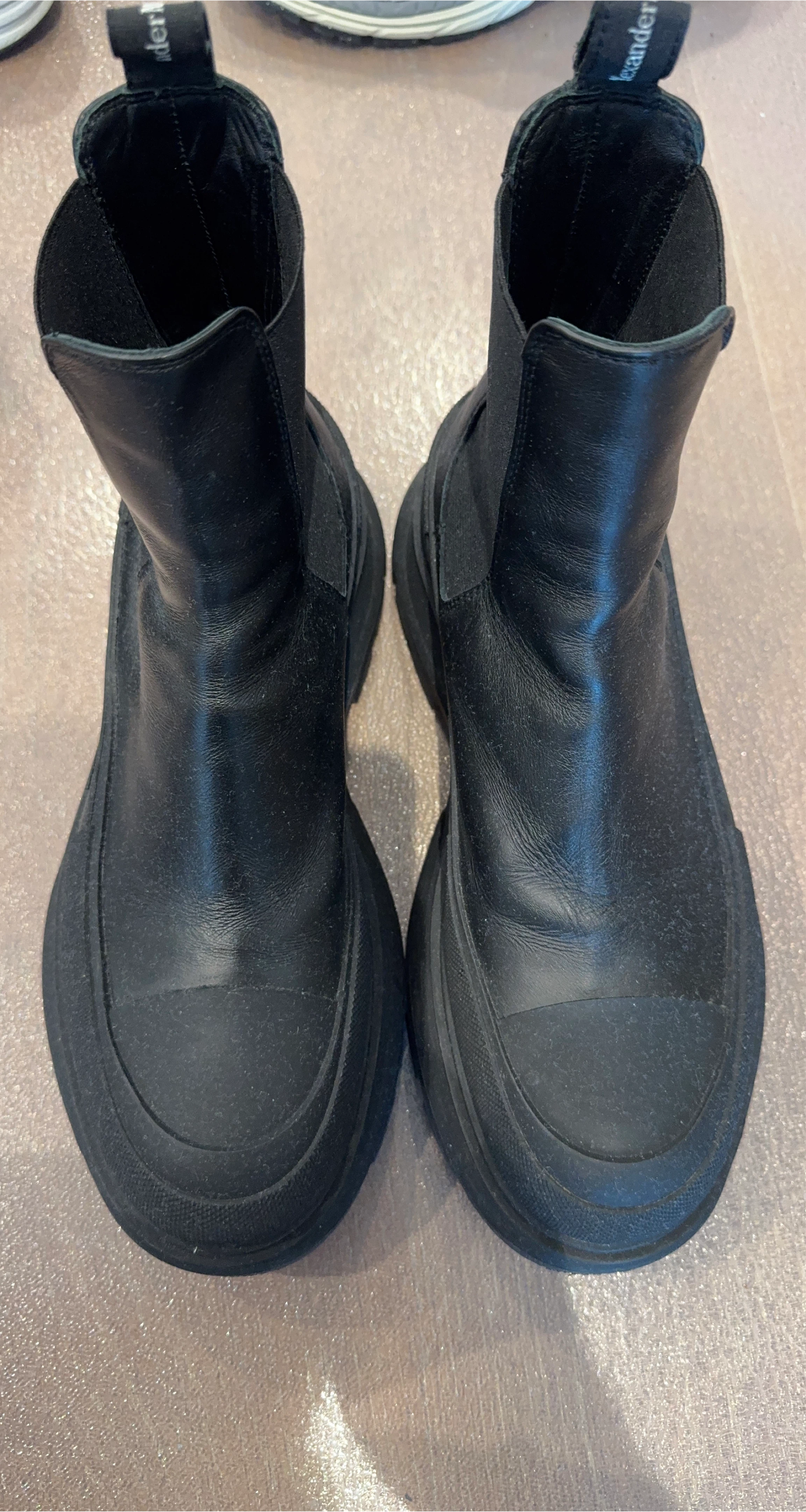 Alexander McQueen Black Leather Chelsea Boots