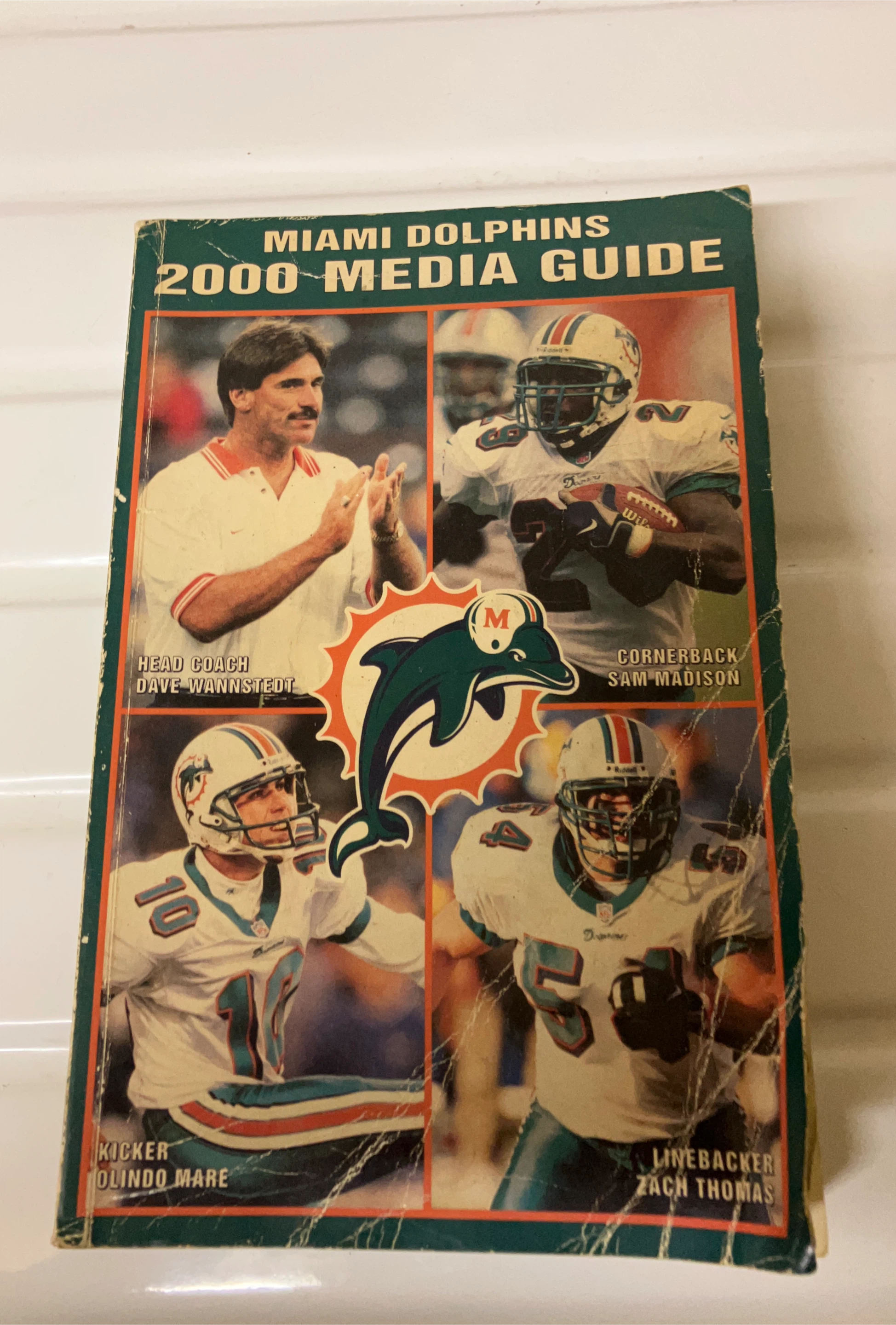 Miami Dolphins 2000 Media Guide