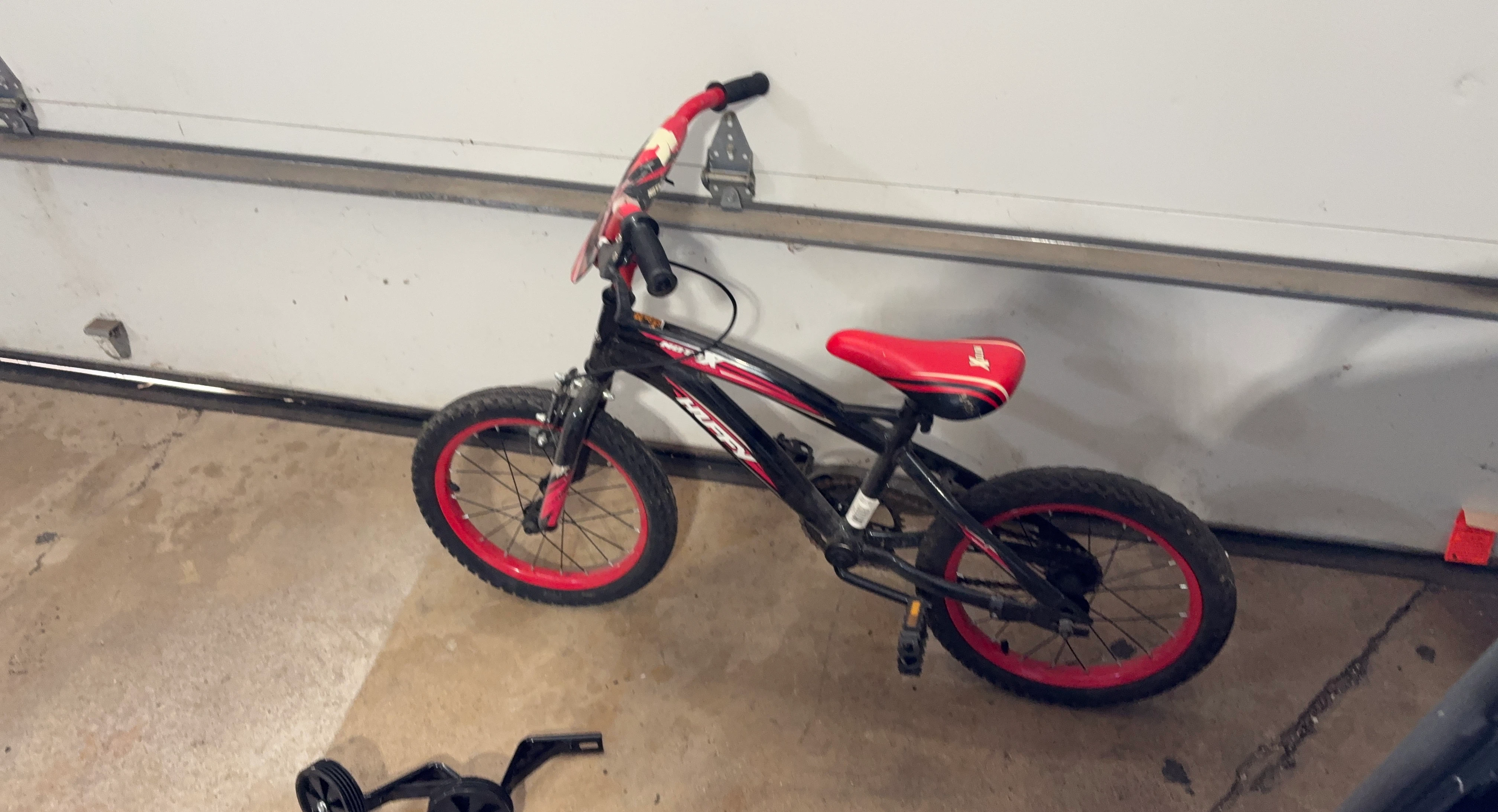 Huffy Kids Bicycle with Training Wheels
