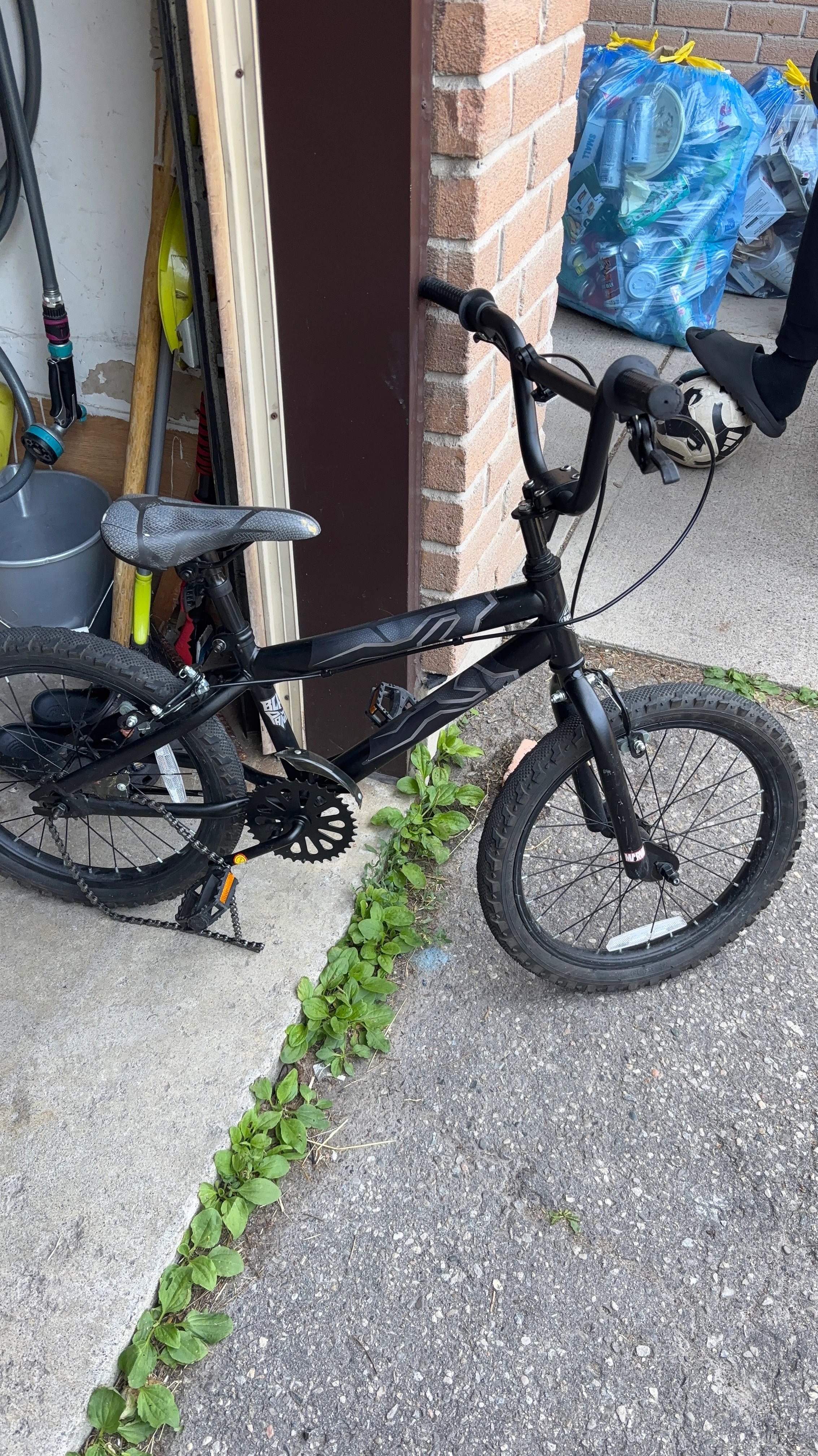 Black Panther 18” Bike