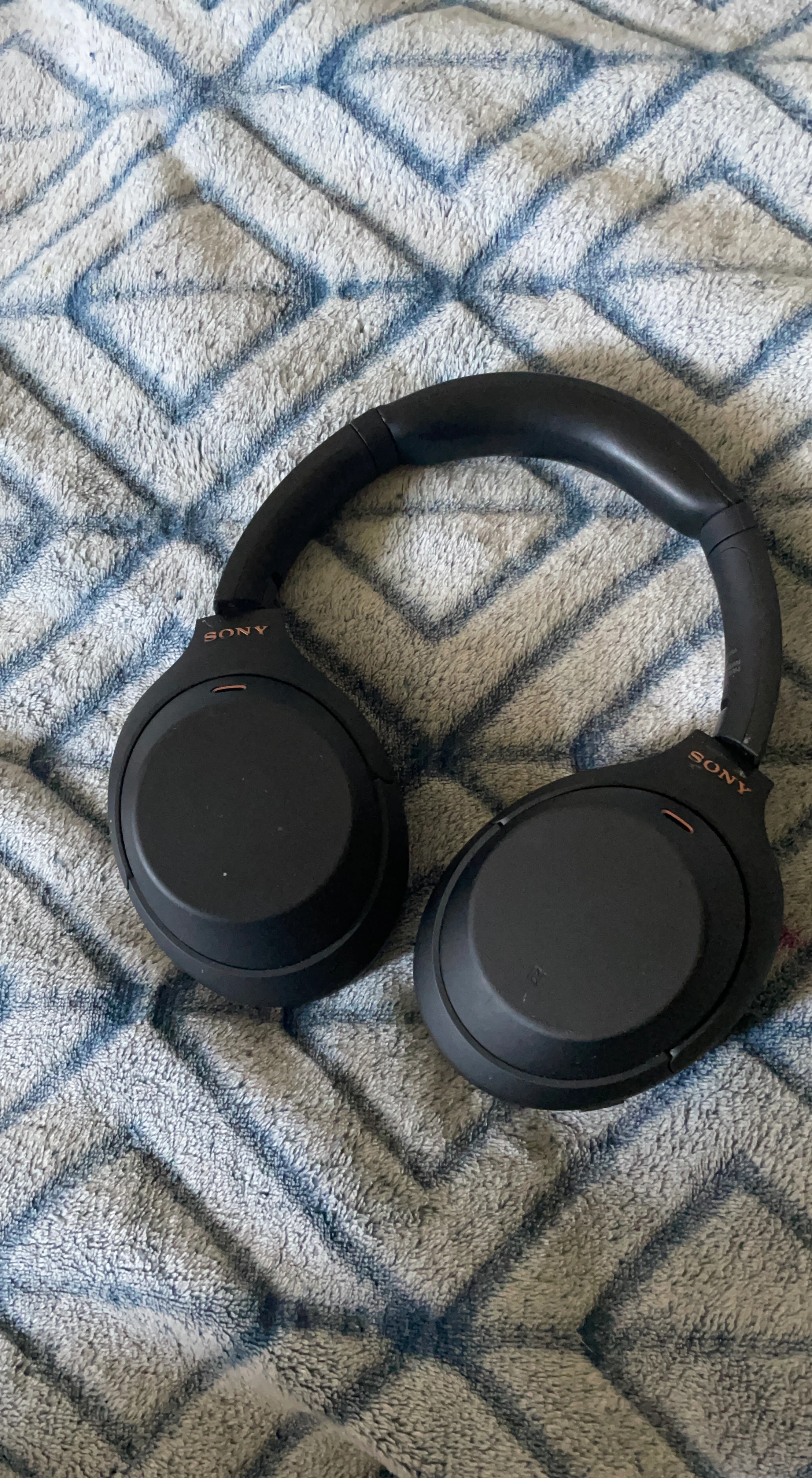 Sony WH-1000XM4 Noise Cancelling Headphones