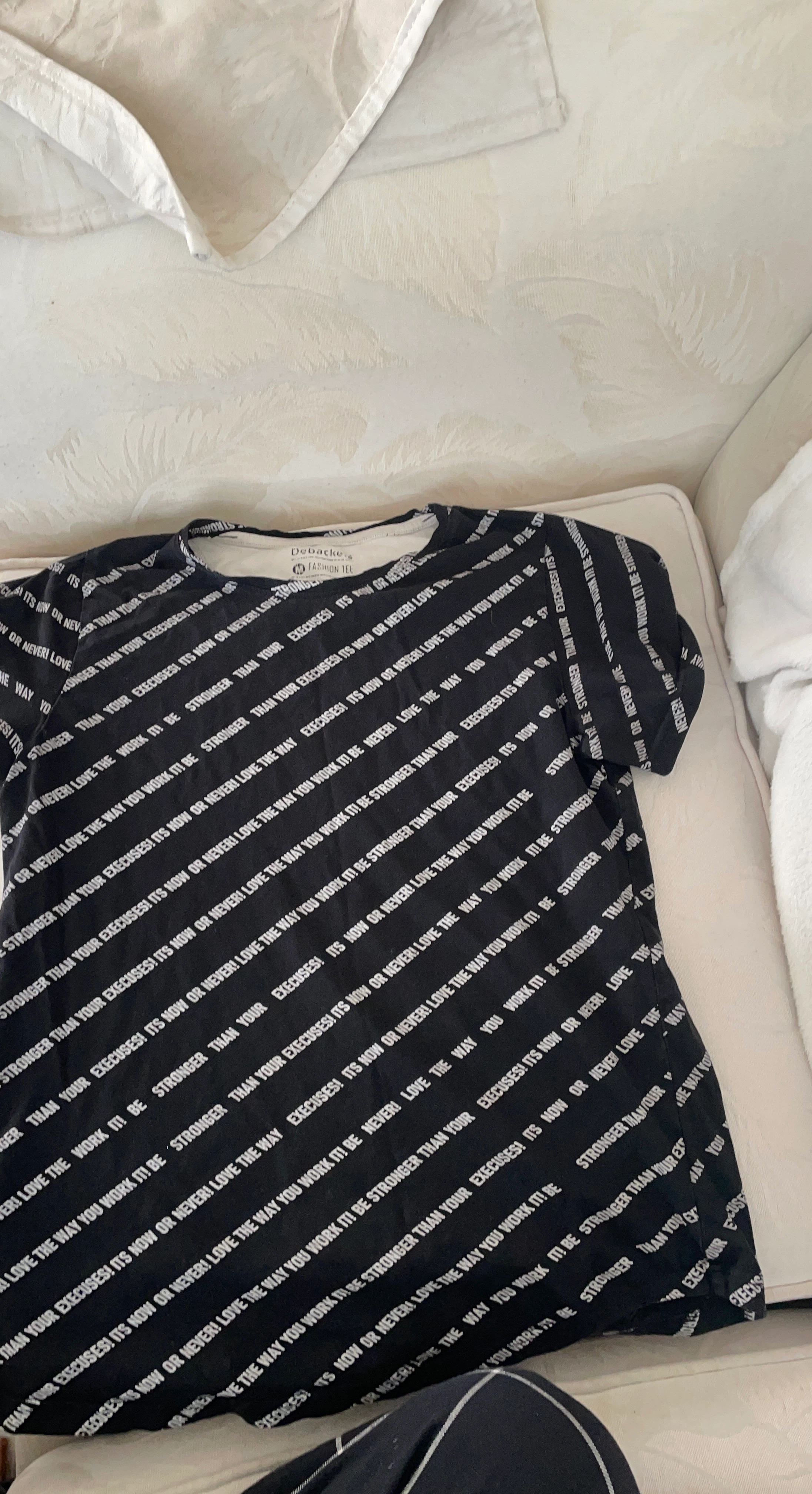 Debacke's Black Graphic Fashion Tee