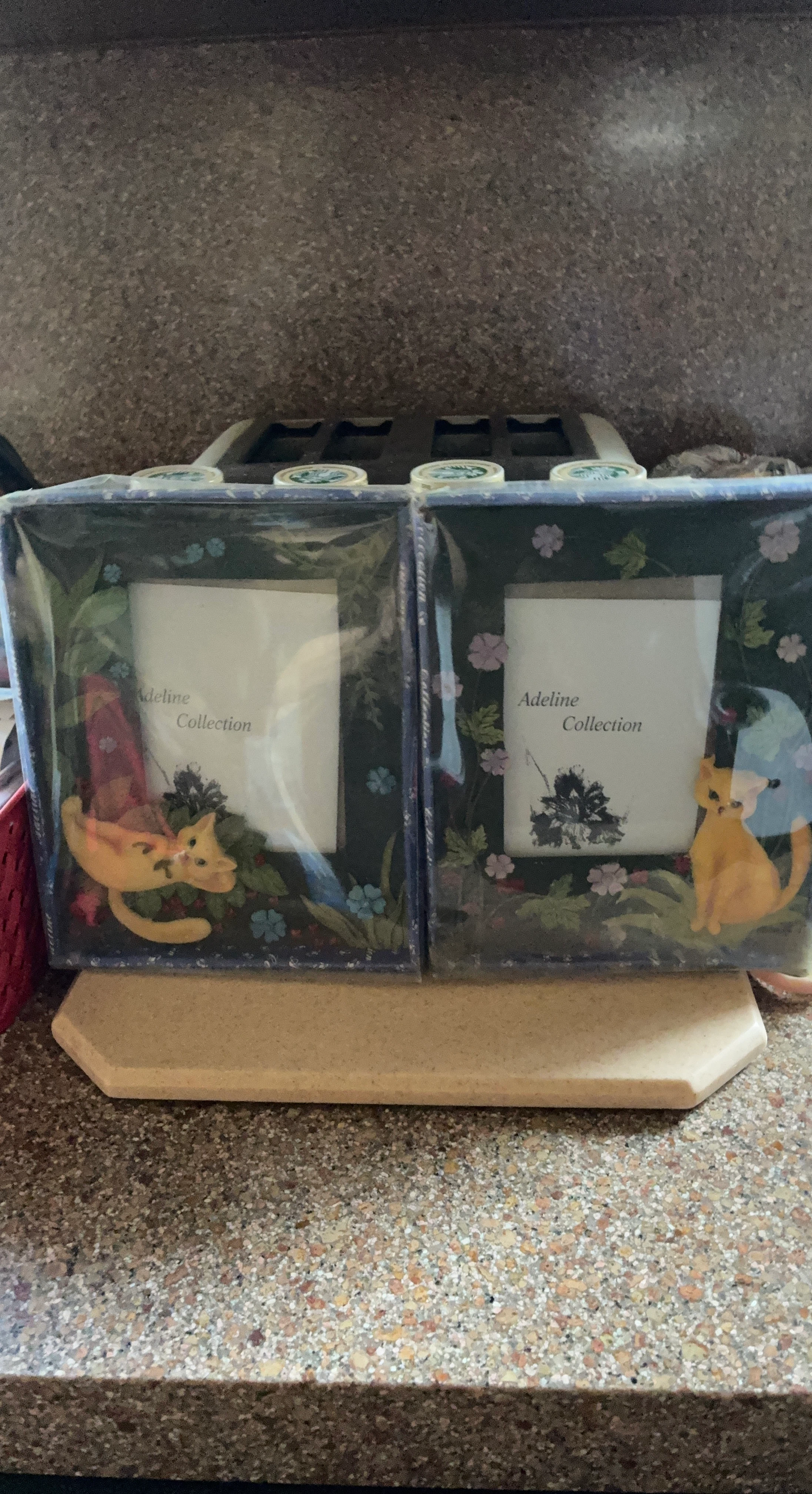Adeline Collection Cat Photo Frames (Set of 2)