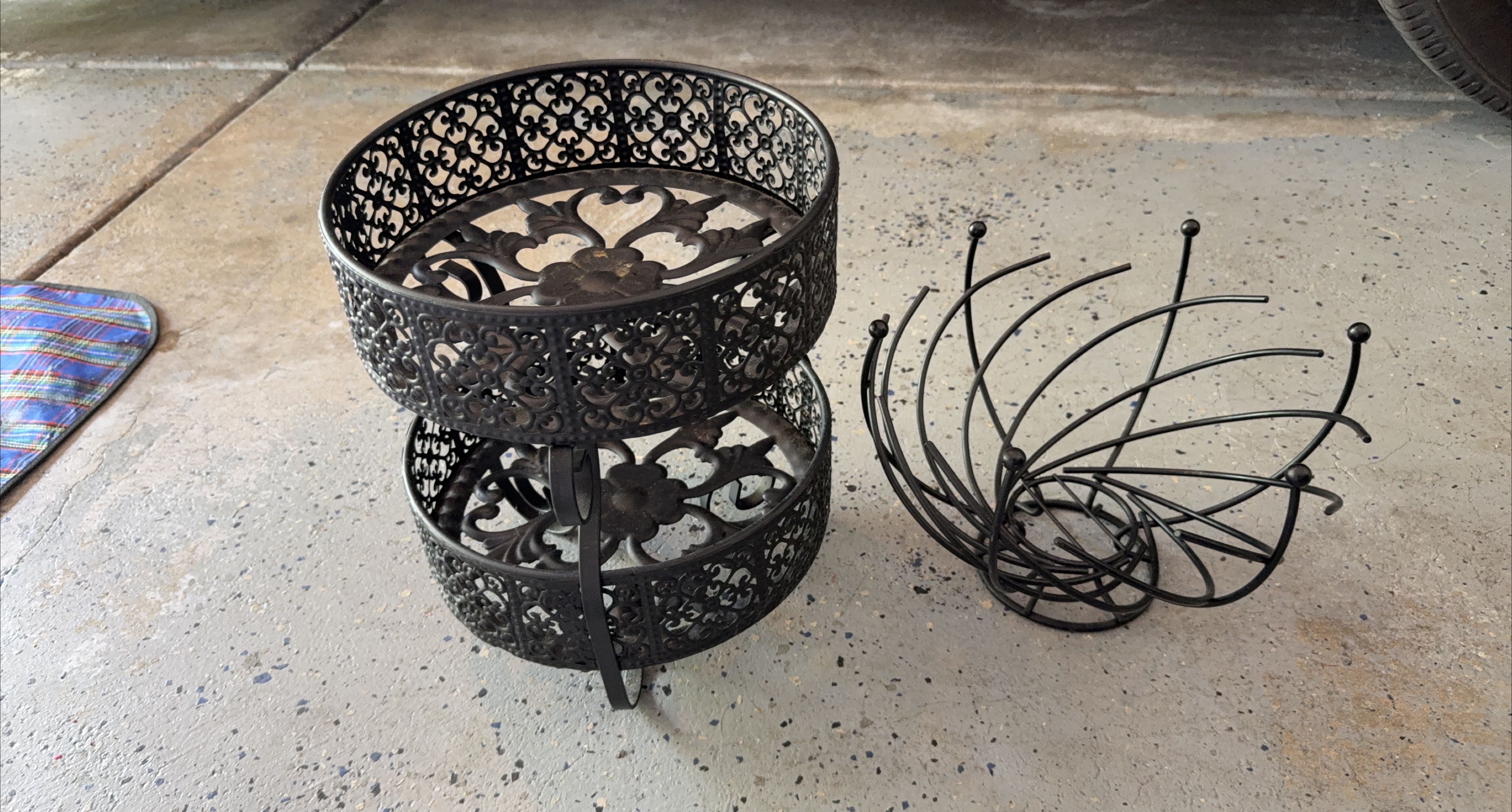 Black Metal Tiered Stand and Fruit Bowl