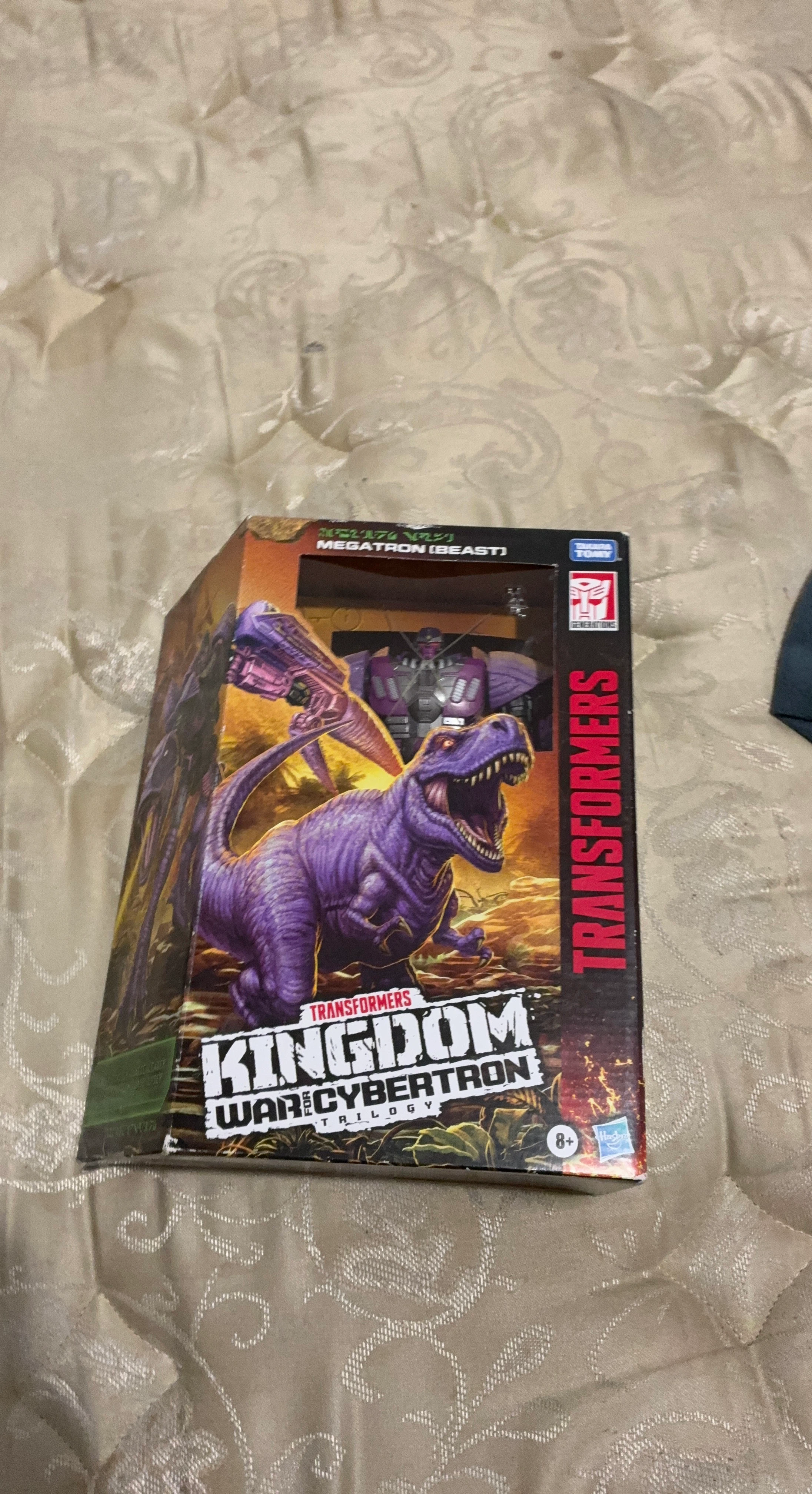 Transformers Kingdom War for Cybertron (NEW) Action Figure