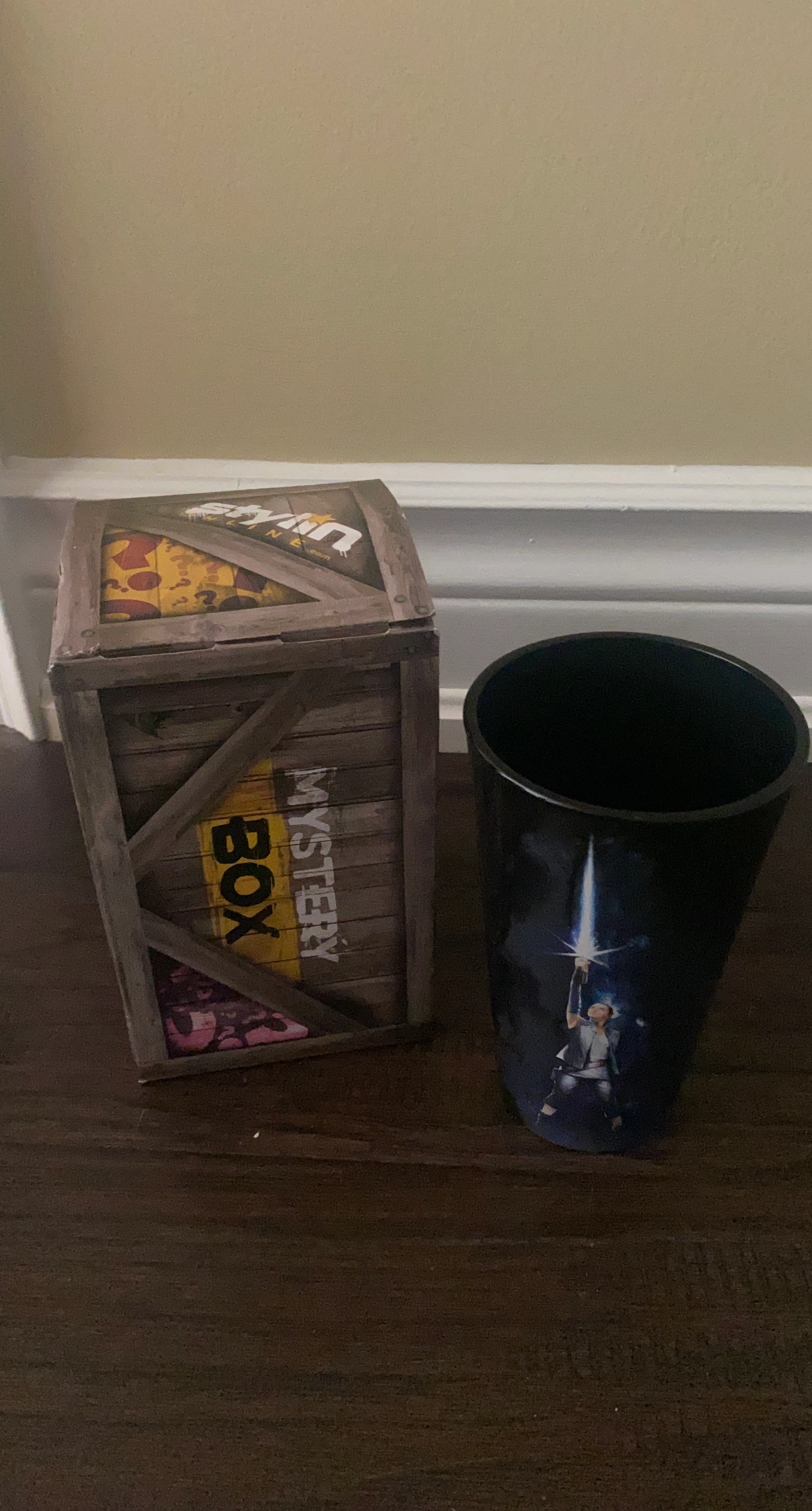 Mystery Box & Star Wars Themed Cup