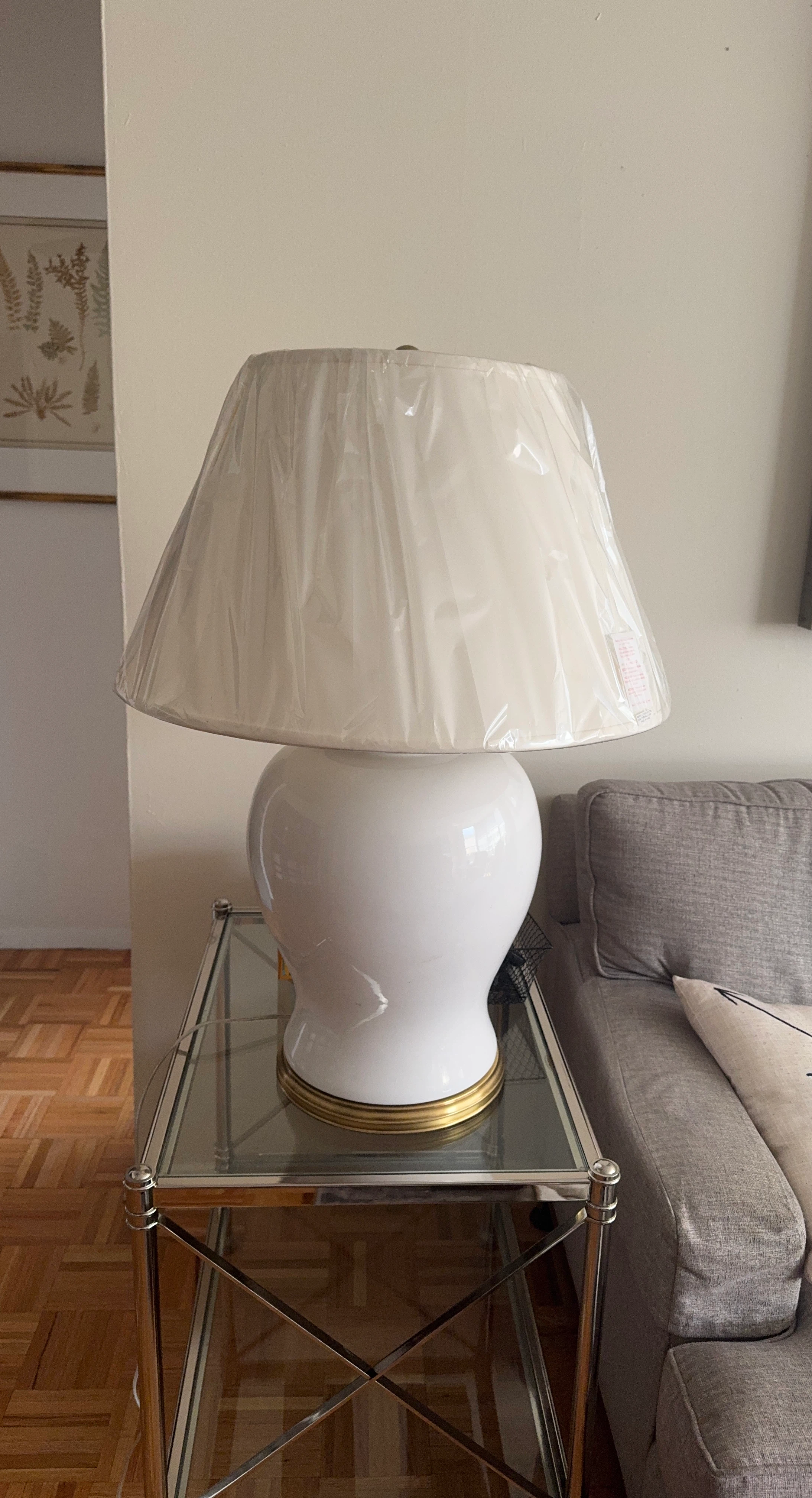 Set of 2 White Ceramic Table Lamp with Gold Base