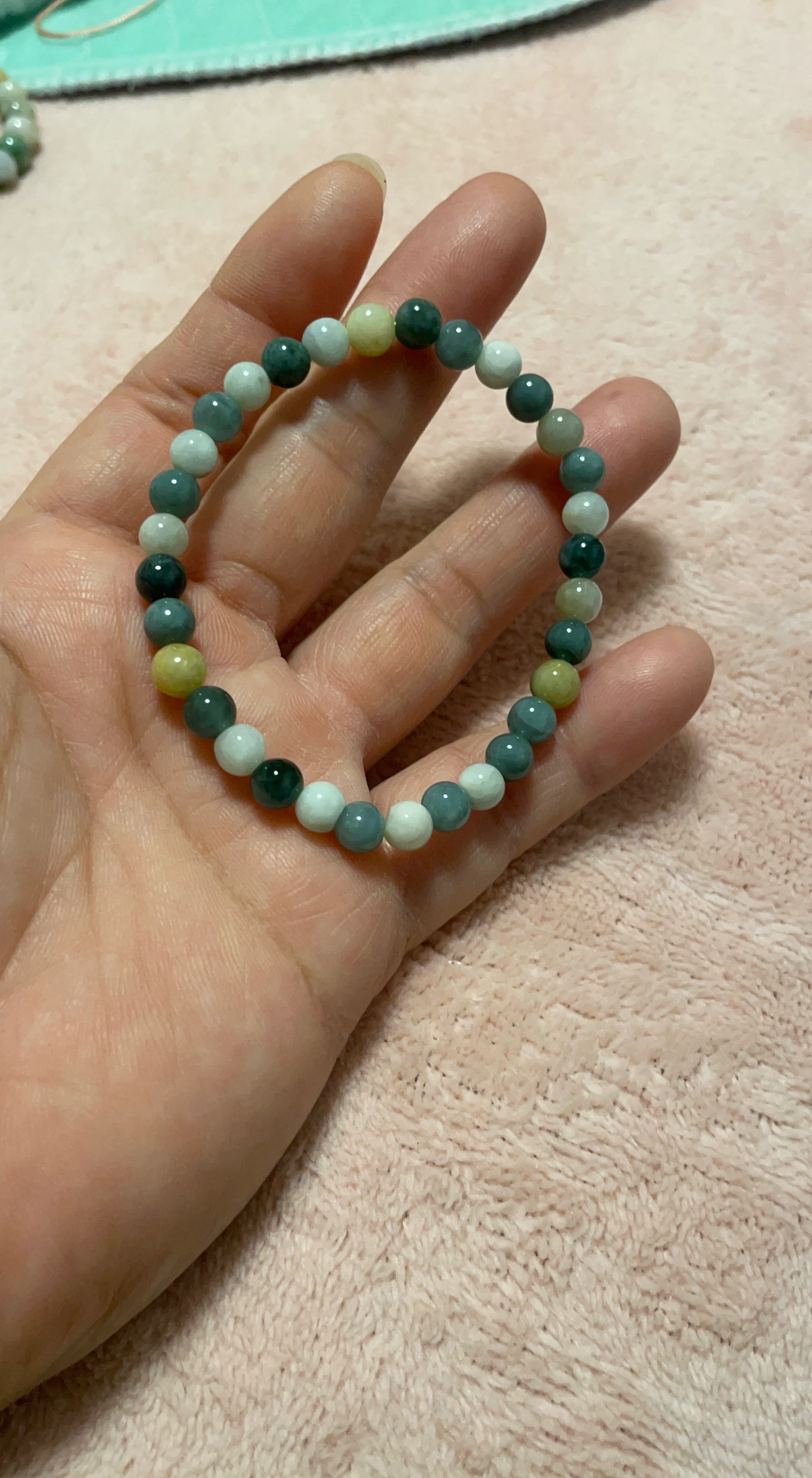 Beaded Bracelet - Green, White, Yellow