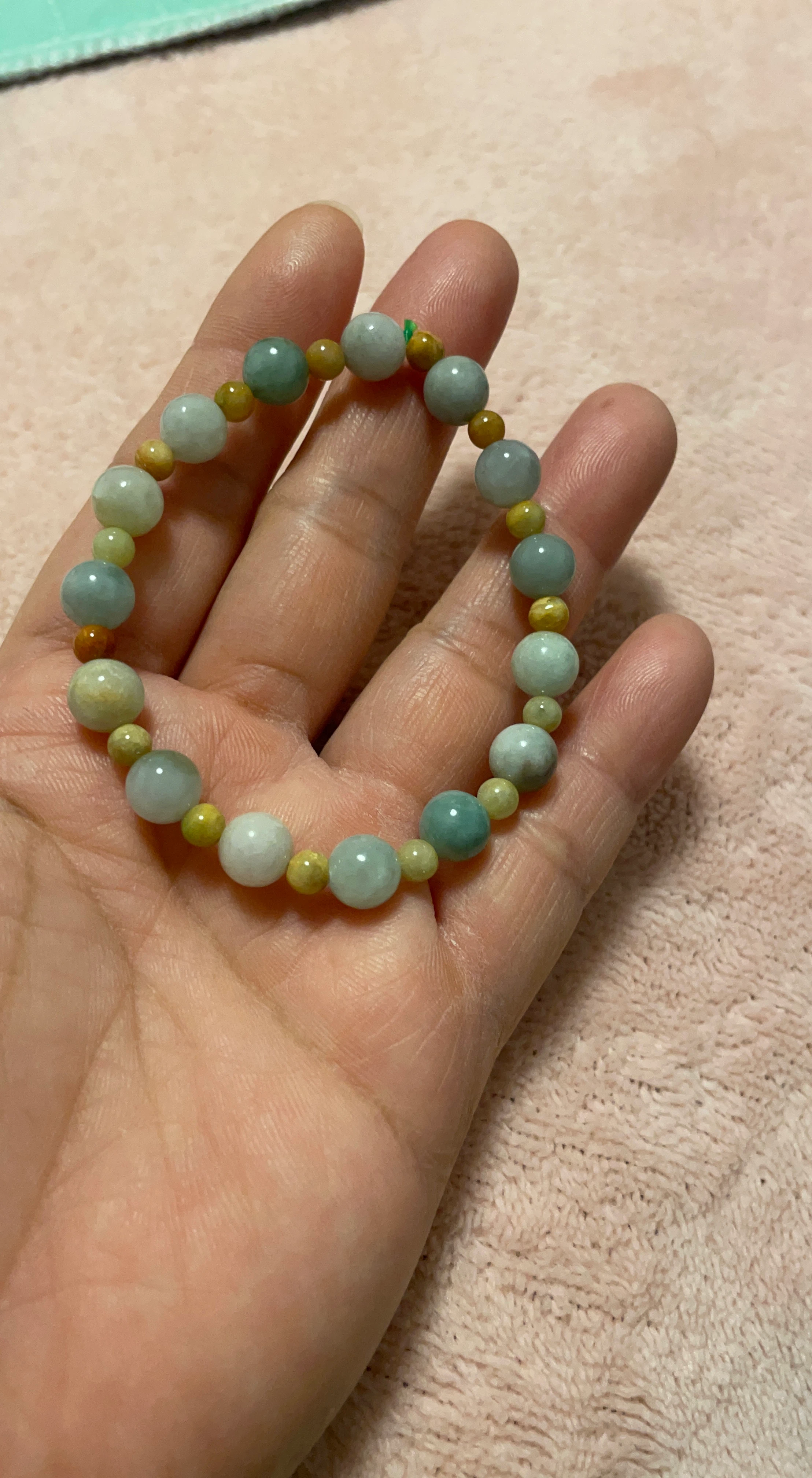 Jade and Carnelian Beaded Bracelet
