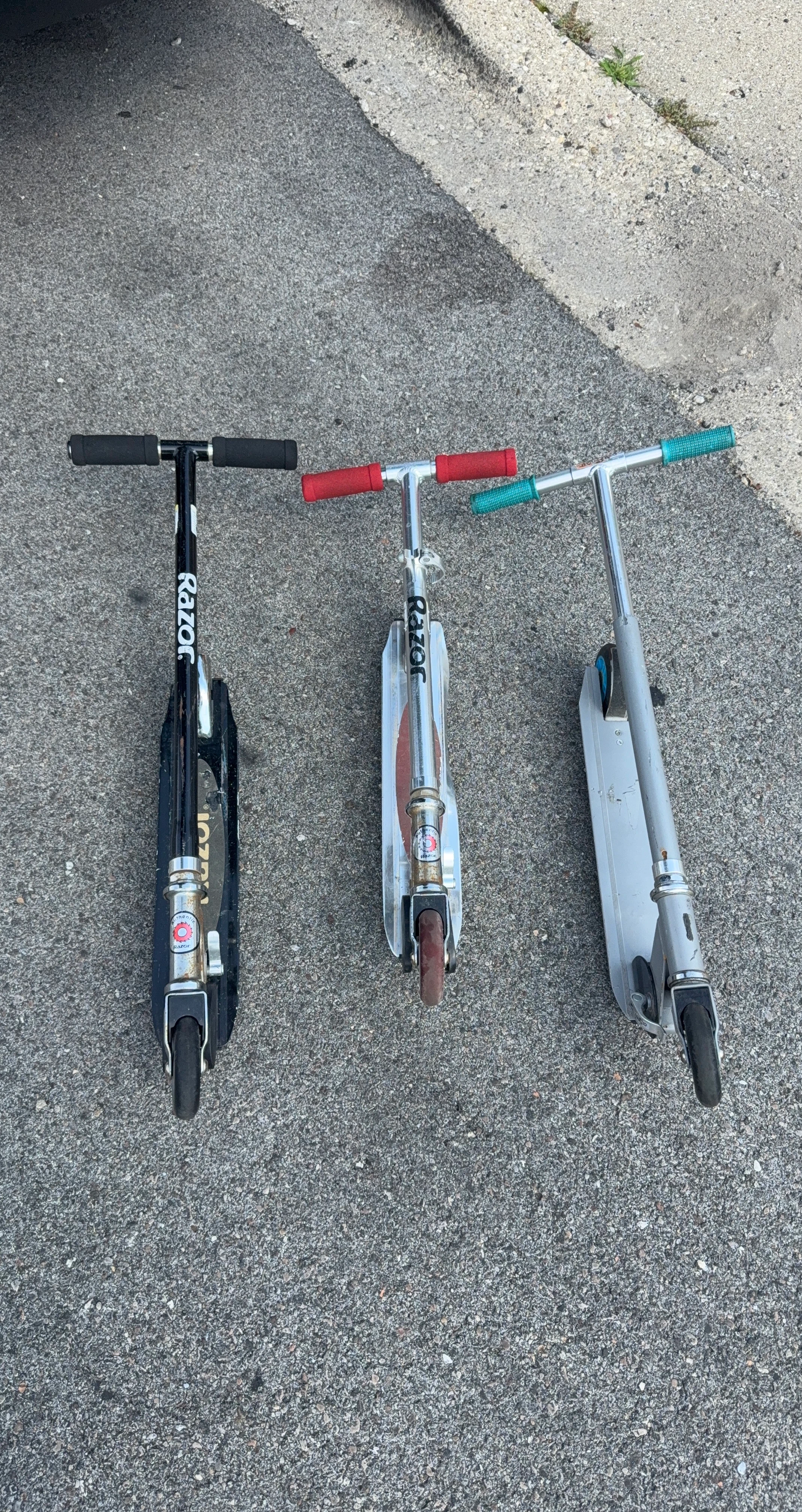 Razor Scooters (Set of 3)